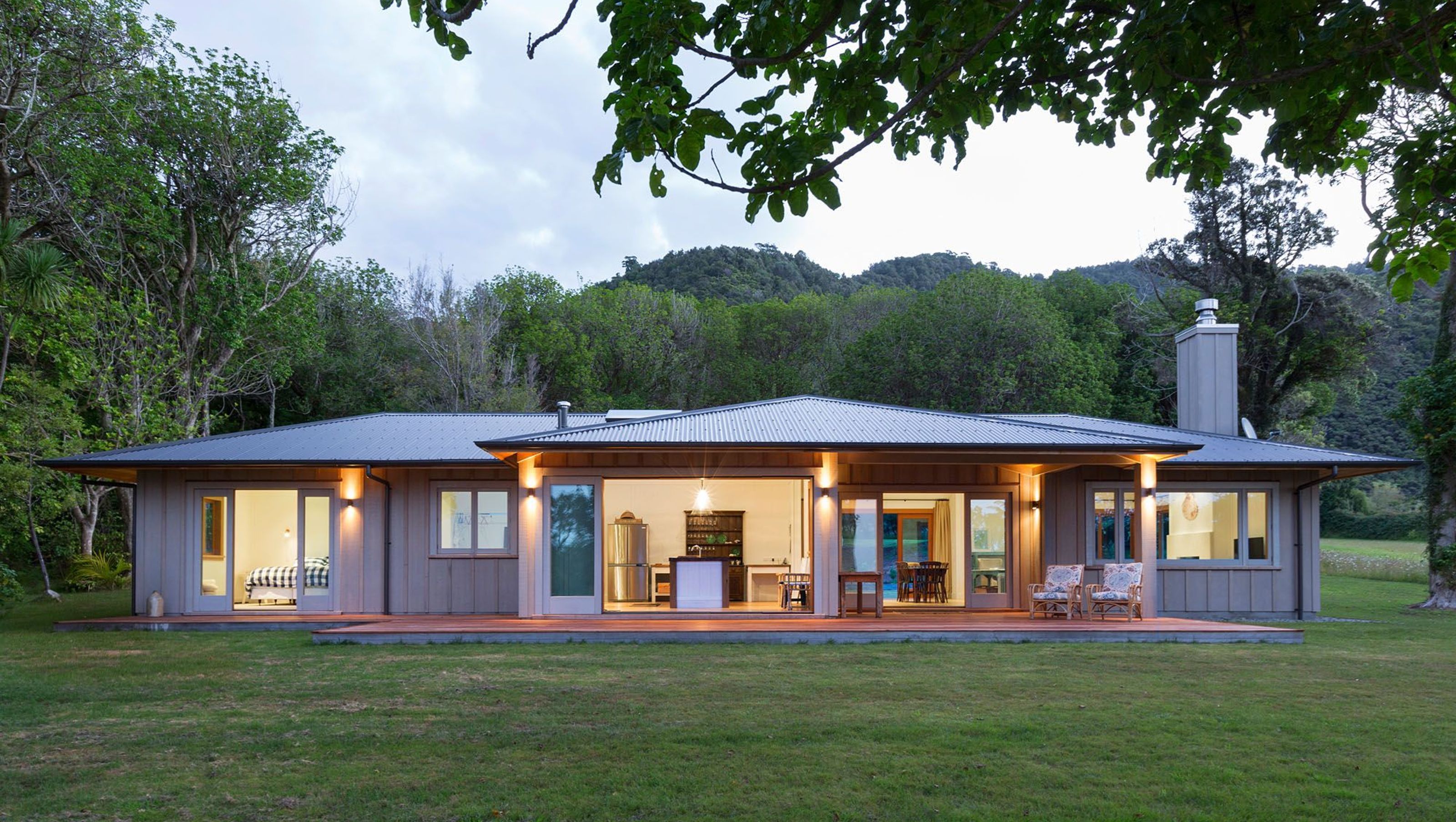 Whanarua Bay Home