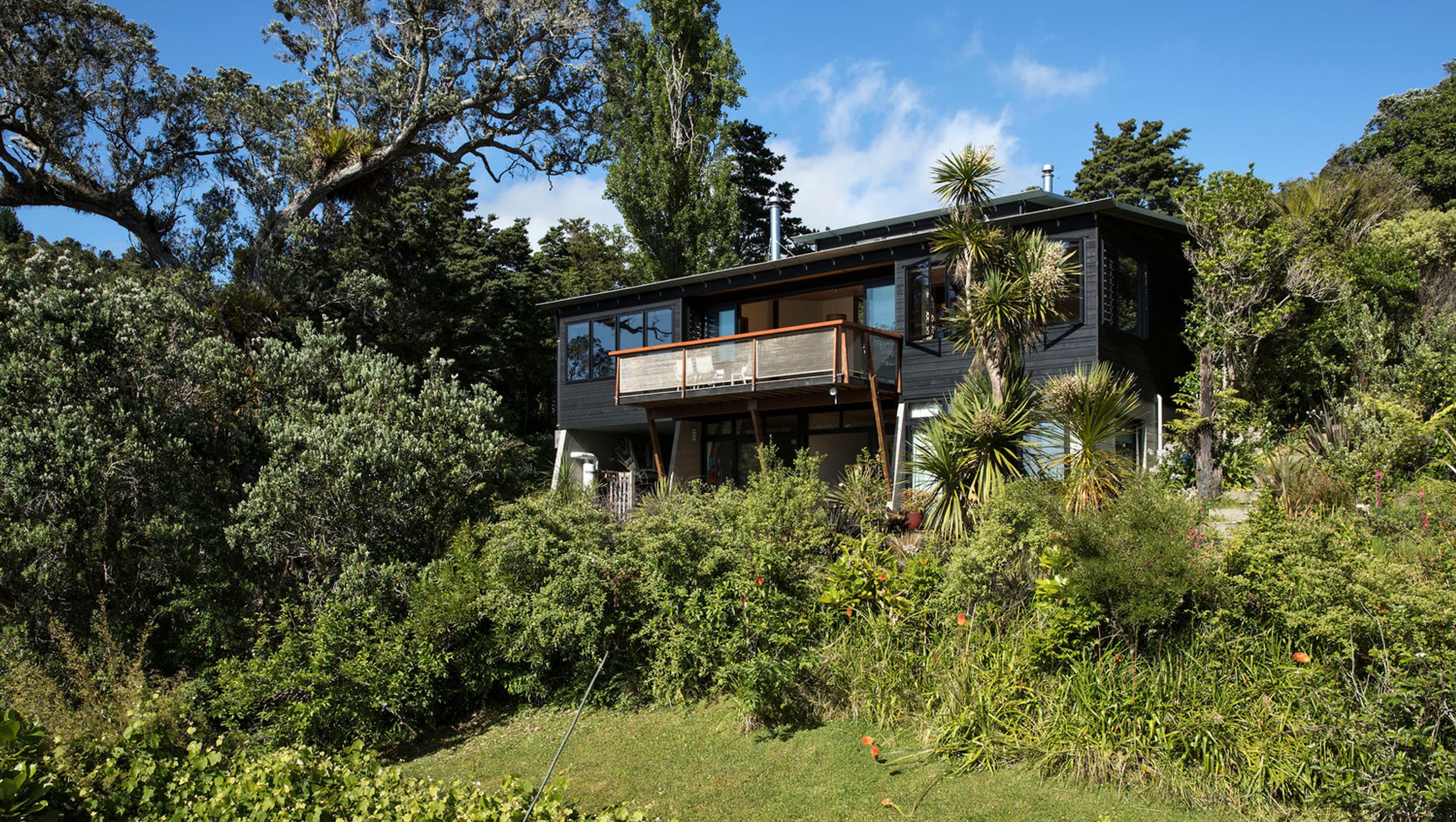 Whare Koa
