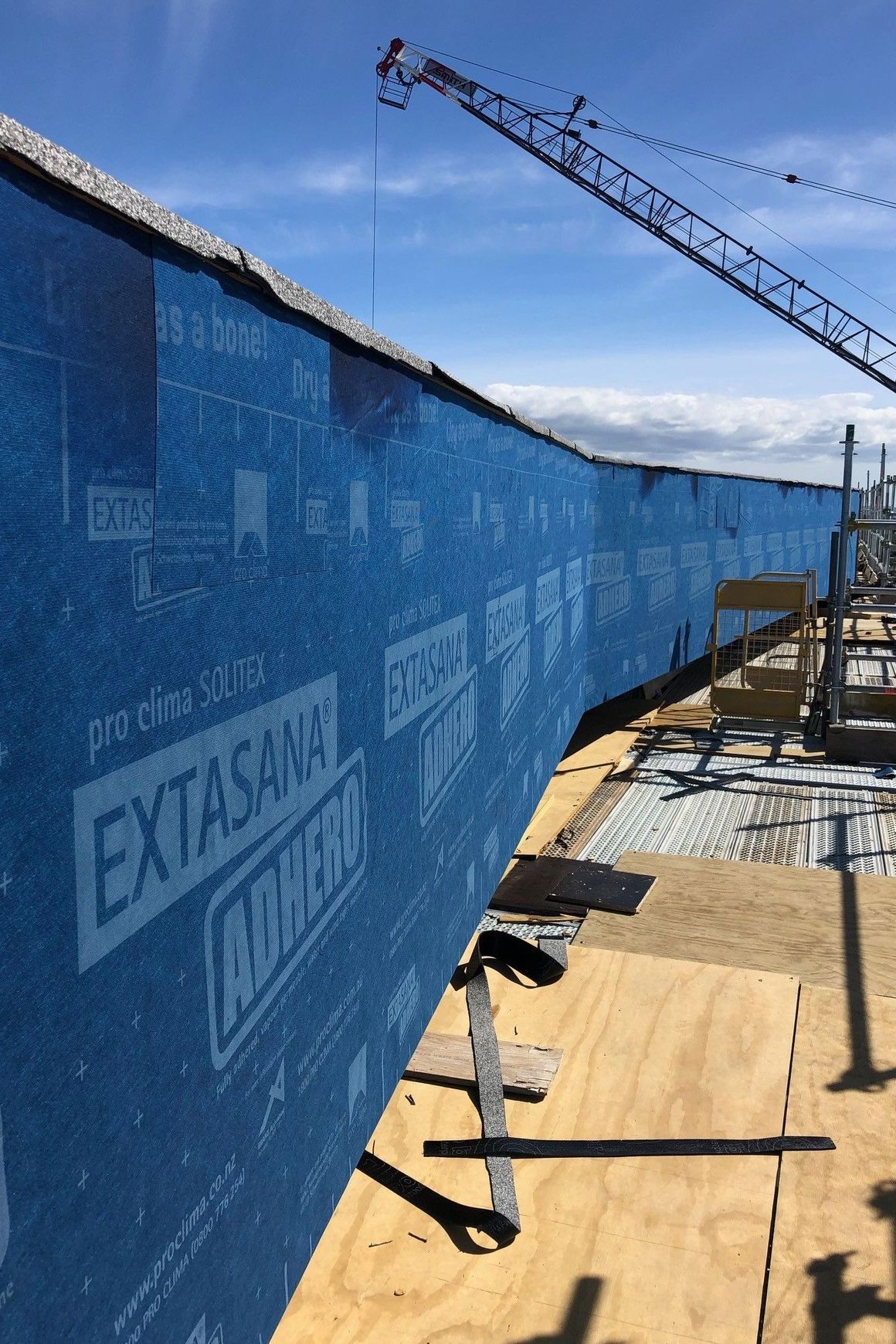 SOLITEX EXTASANA ADHERO® - Peel & Stick Weather Barrier
