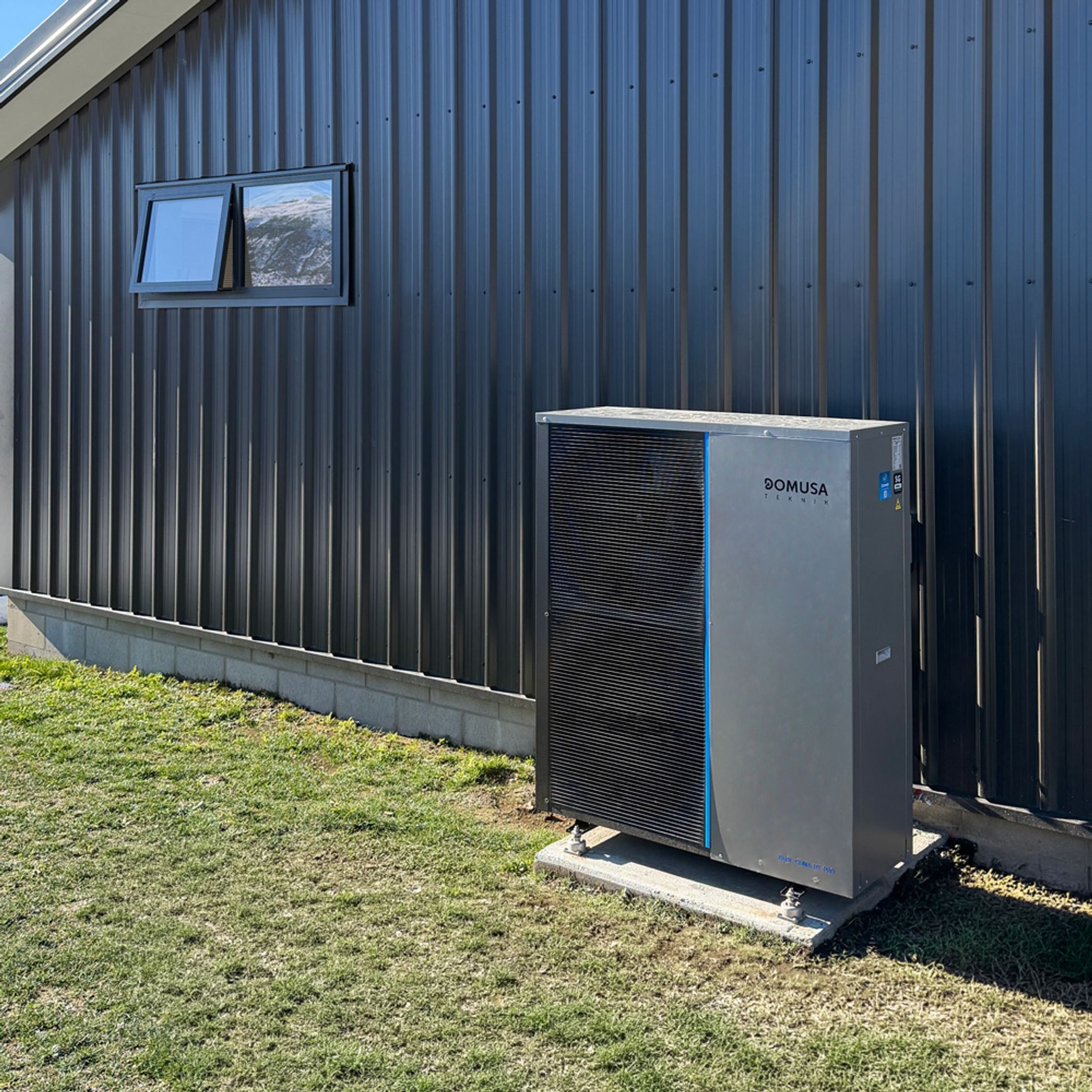 Central Heating | Domusa HT Pro Heat Pump