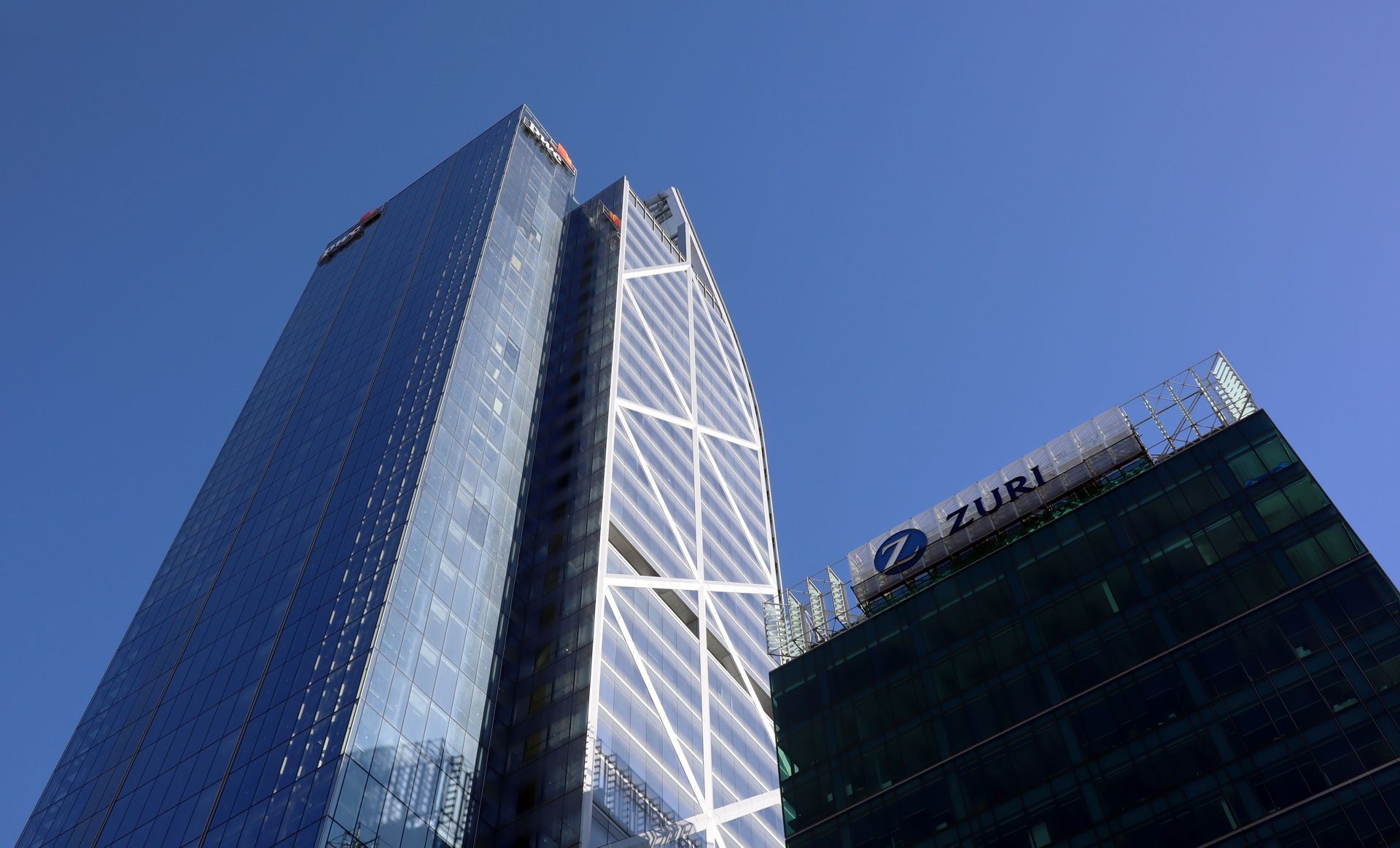 PW1000 4 sided flush glazed unitised curtainwall