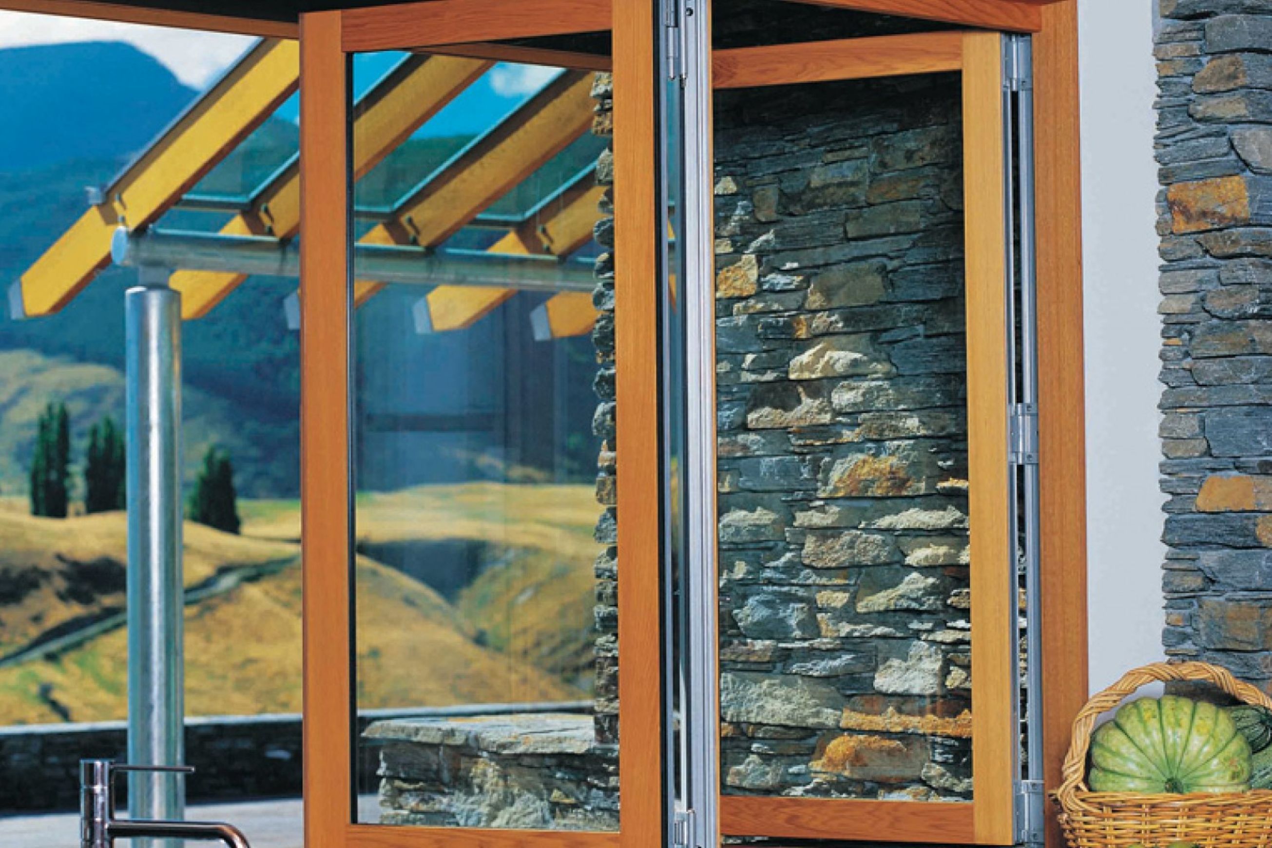Alti™ Composite Joinery System