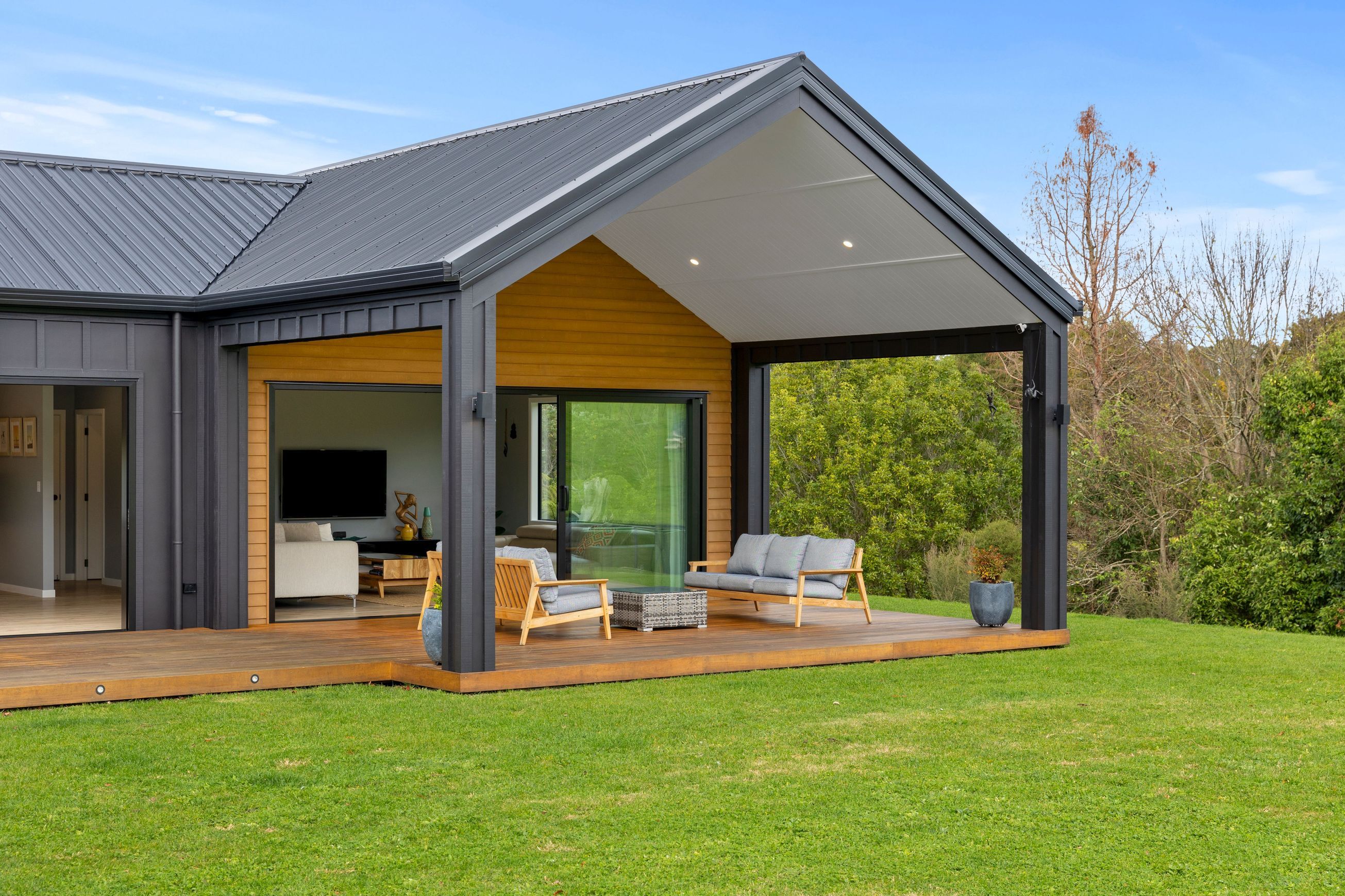 MagnaFlow™ Steel Roofing & Cladding Protective Coating