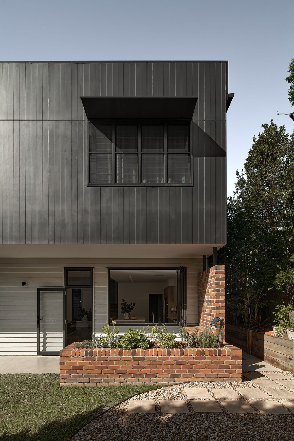 EXPRESS Awning Systems by Heka Hoods