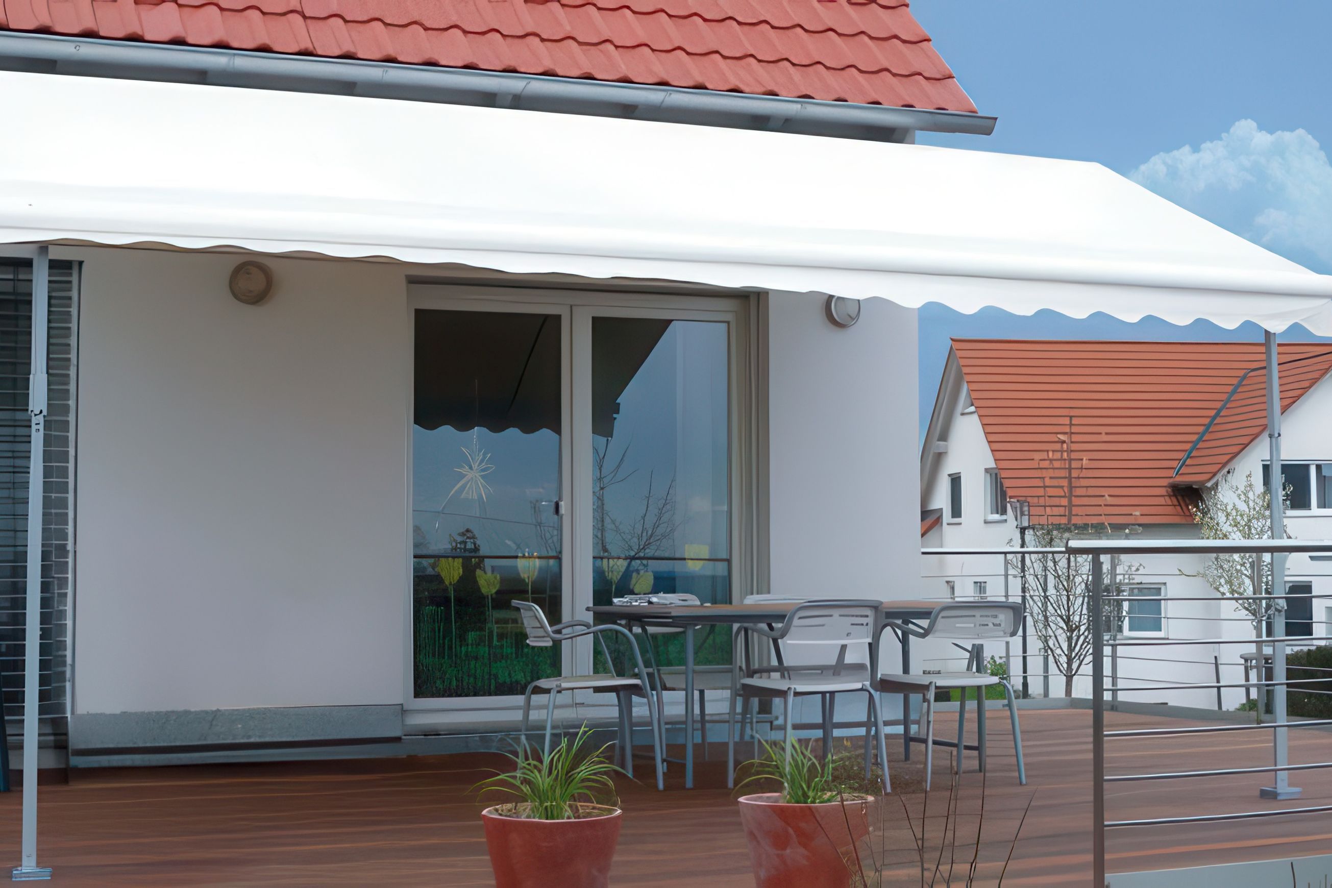 Leiner Sunrain Folding Arm Awning
