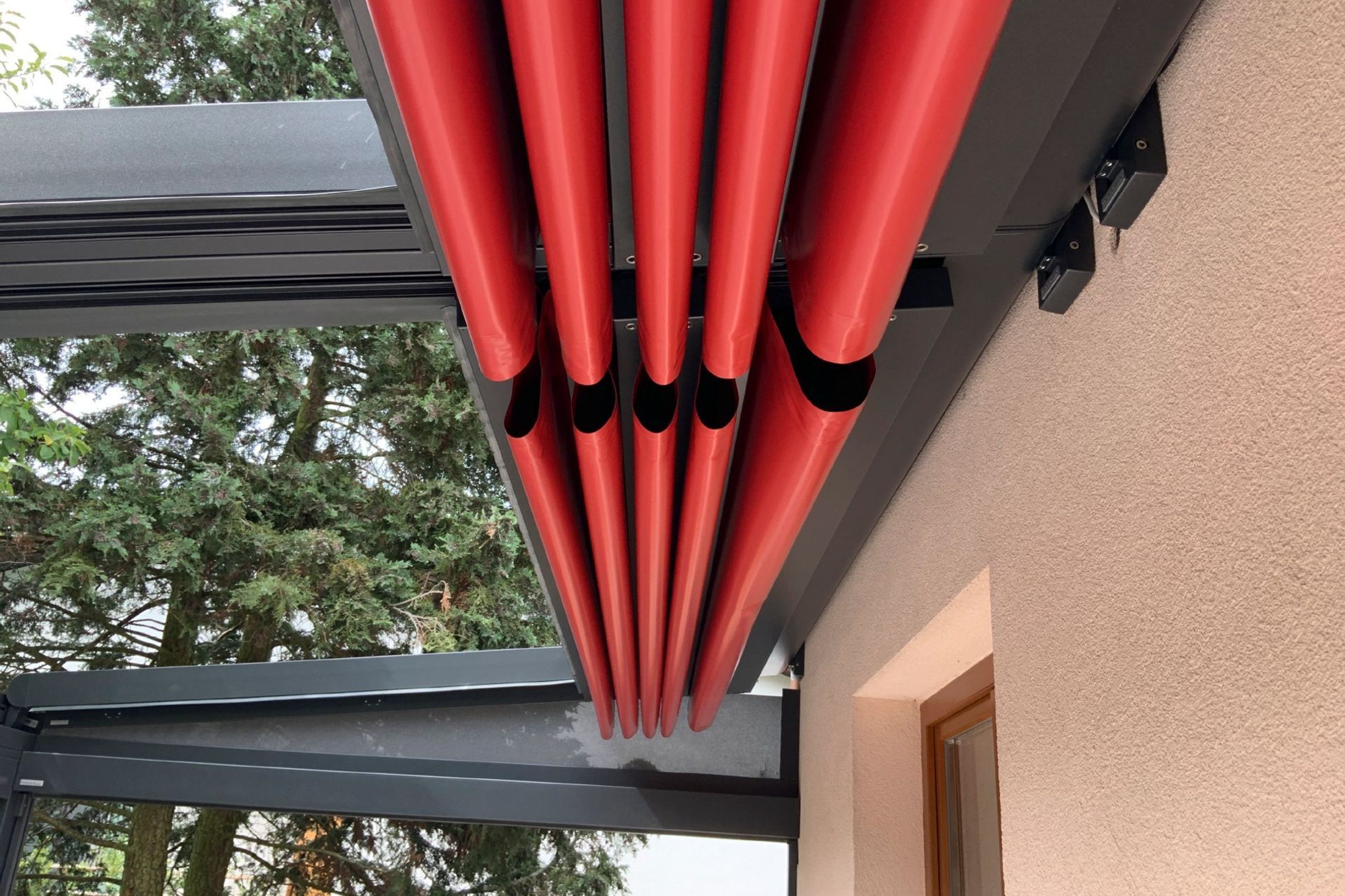 Markilux Pergola Stretch Retractable Roof