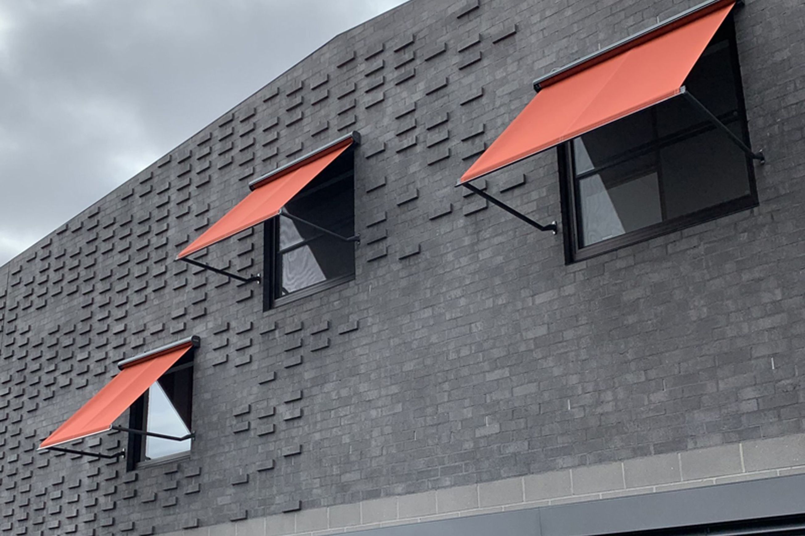 Drop Arm Awnings | Warema