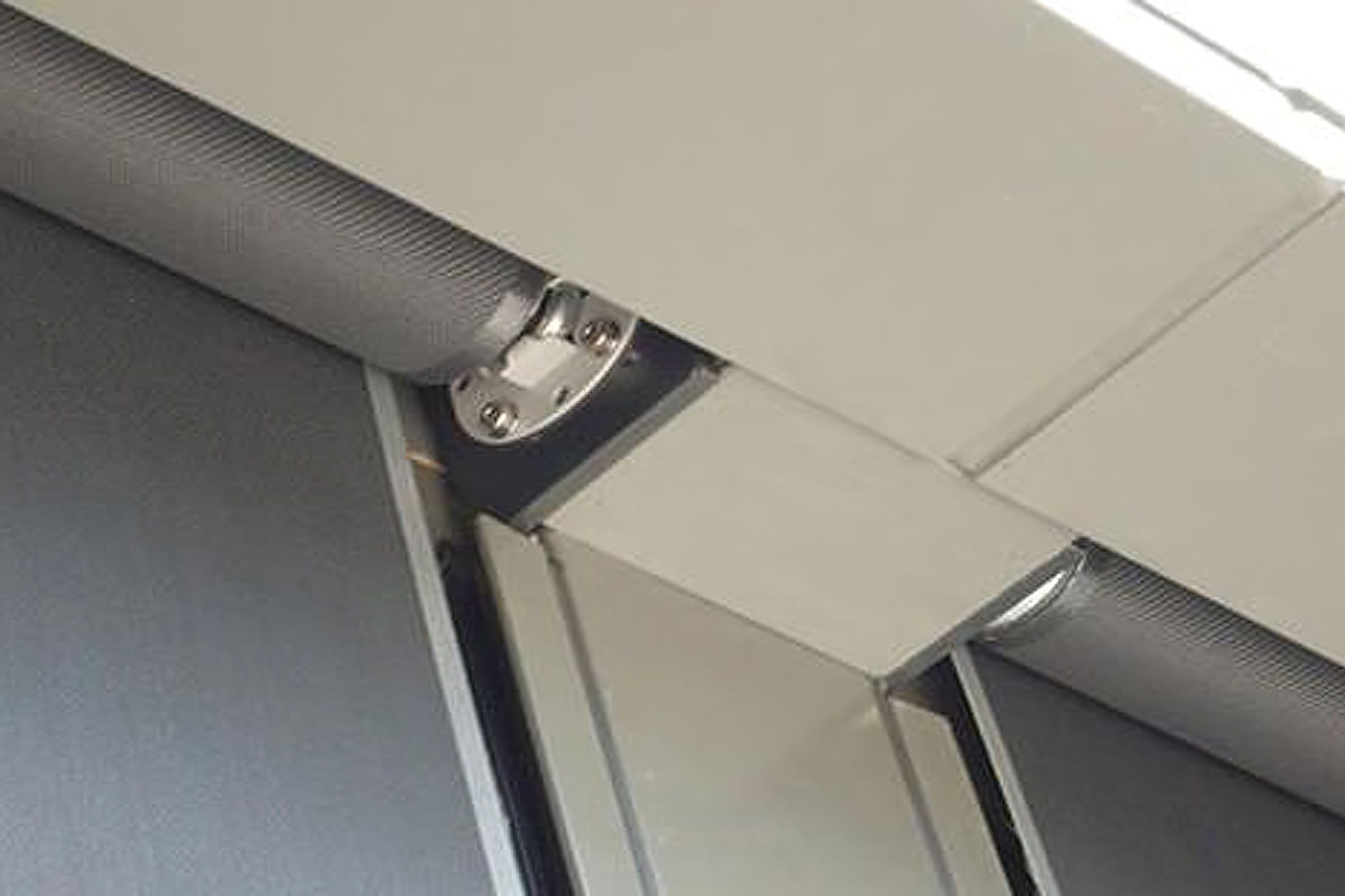 Vertical Awnings | Warema