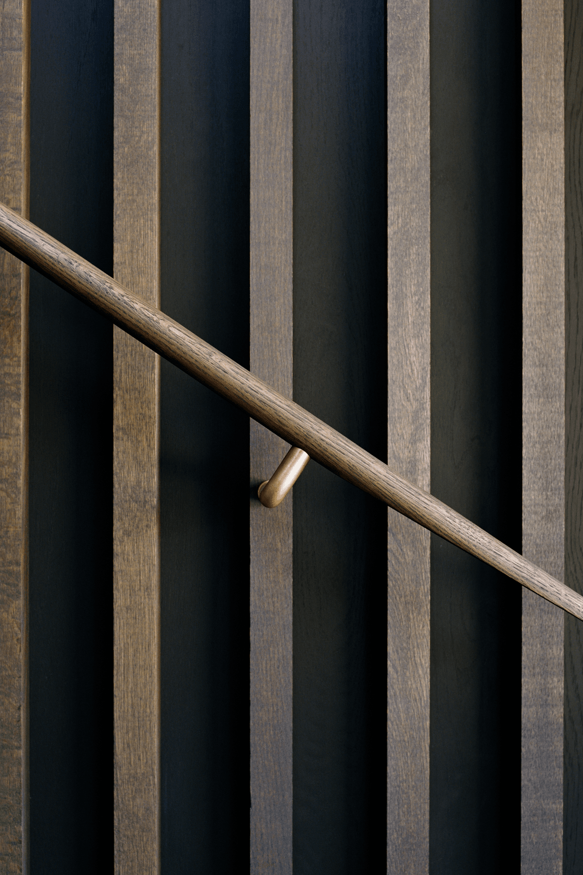 HB590 Plain Solid Bronze Stair Rail Bracket for Handrails