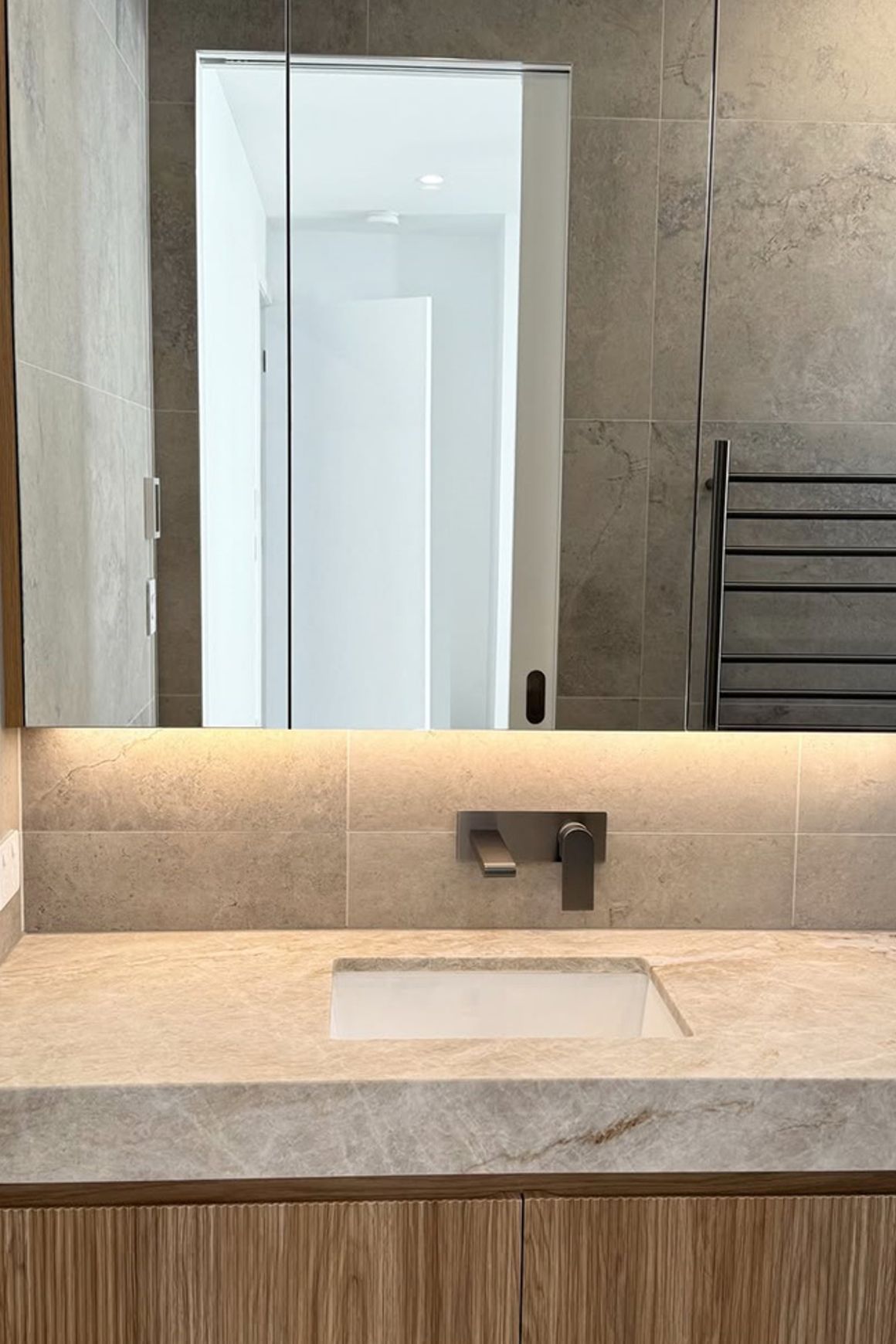 Bianca Basin/Bath Mixer 230mm | Gun Metal