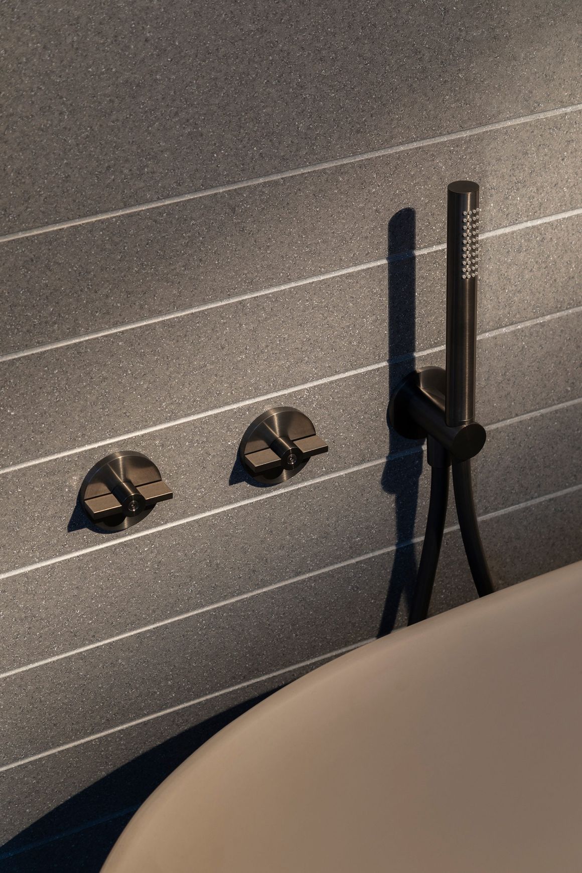 Valvola01 Collection by QUADRO