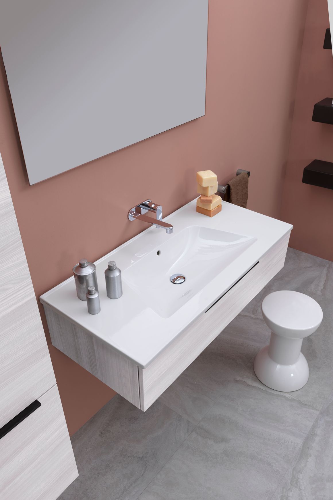 Bloom Wall Basin