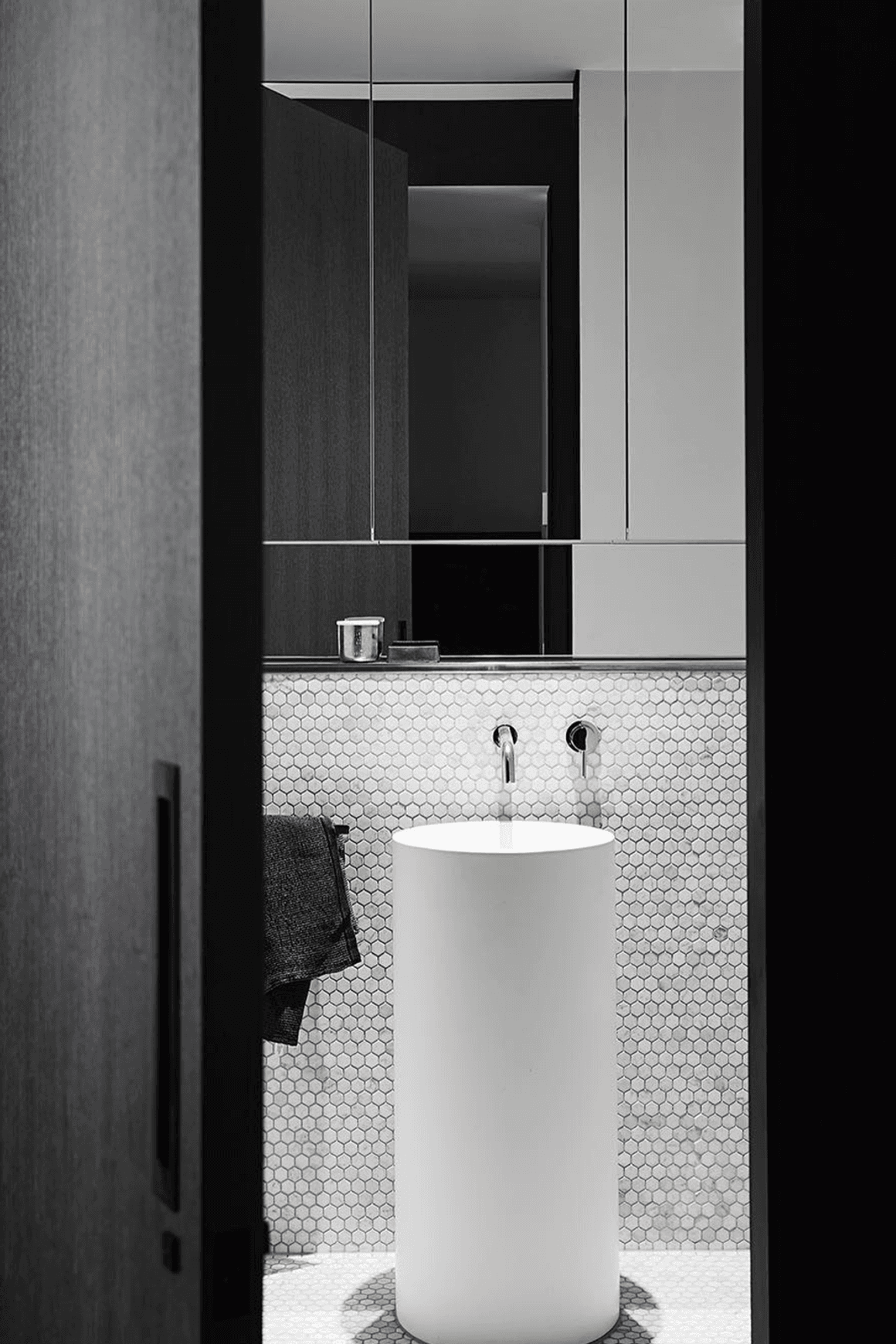 Apaiser Lunar Freestanding Basin