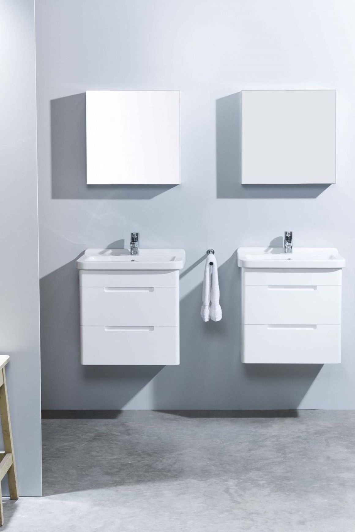 Cube Mirror Cabinet
