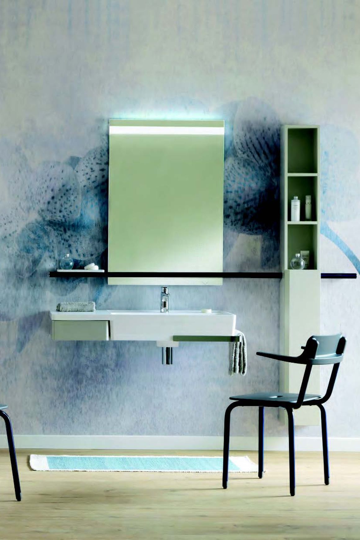 Ponte Giulio Hanging Shelf/Cabinet, Hug Collection
