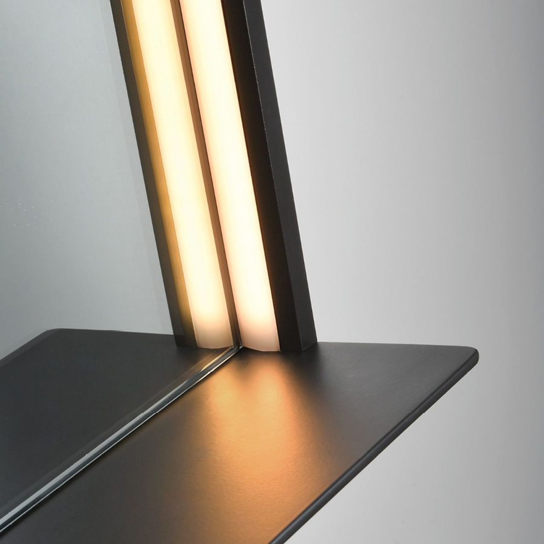 Frame 1000 LED Mirror With Shelf