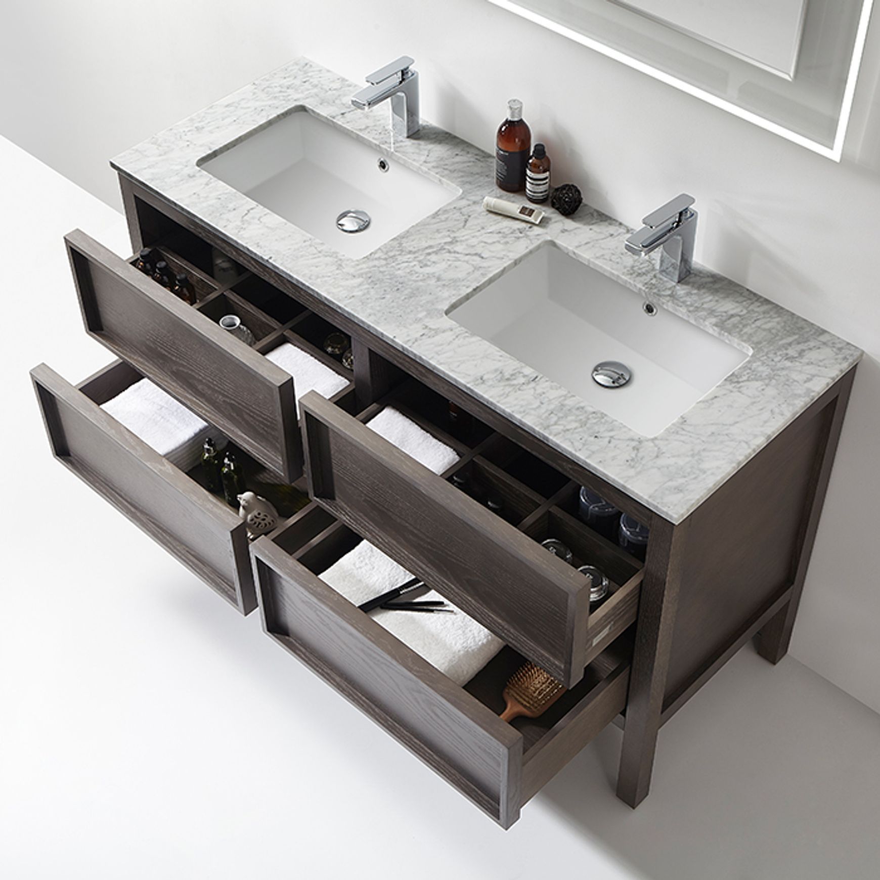 Parisi Vanity | Arrivo