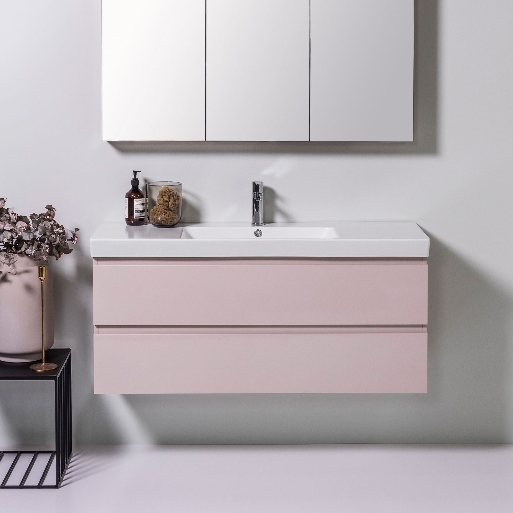 Edge Vanity