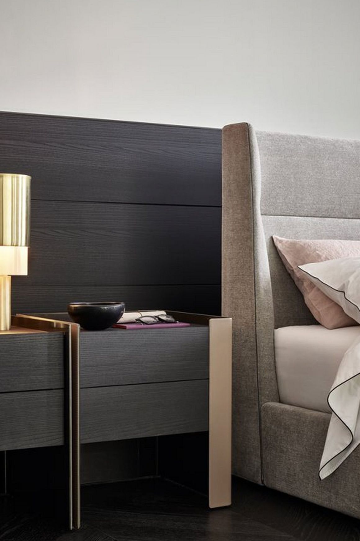 Chloe Bed