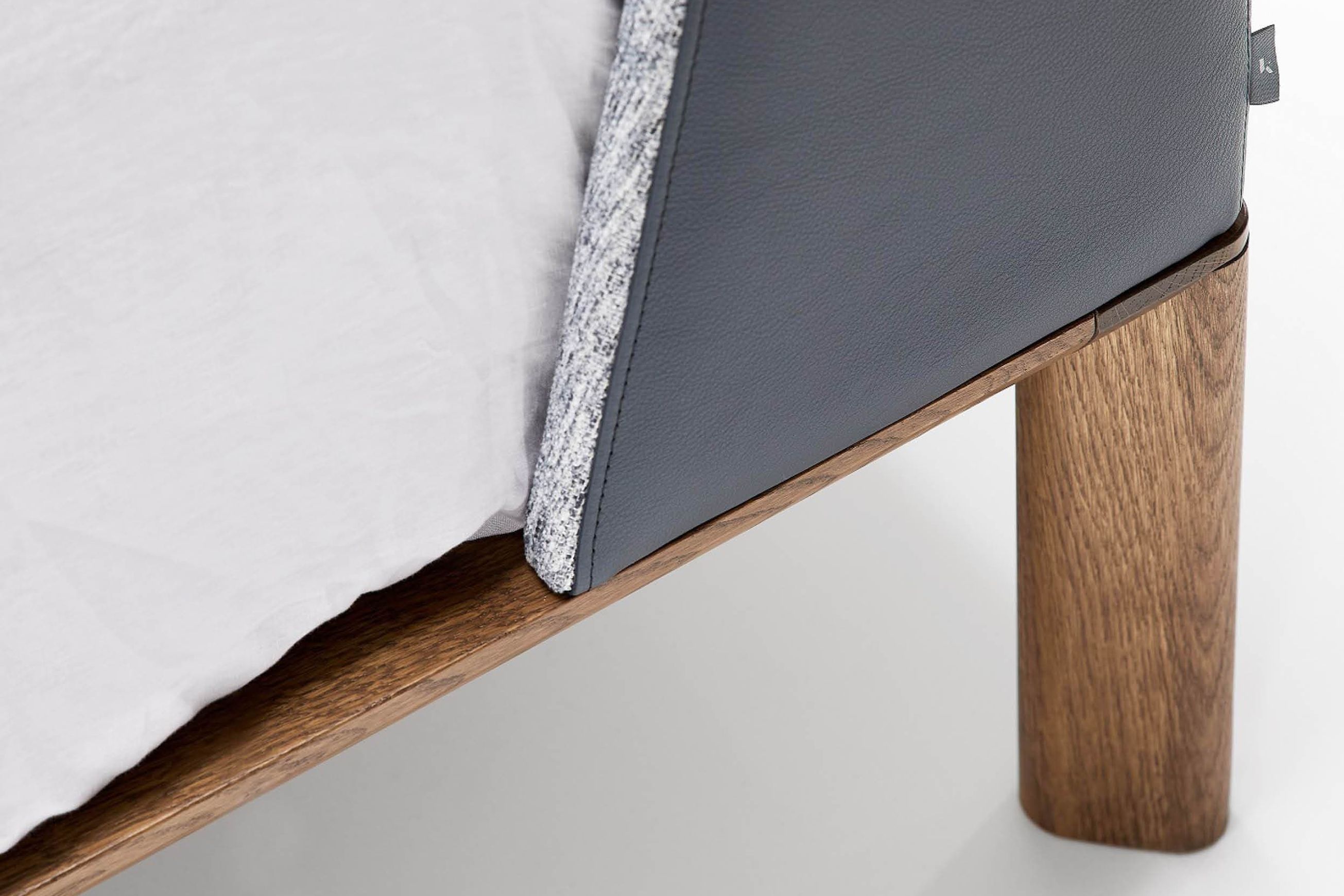 Otway | Bed