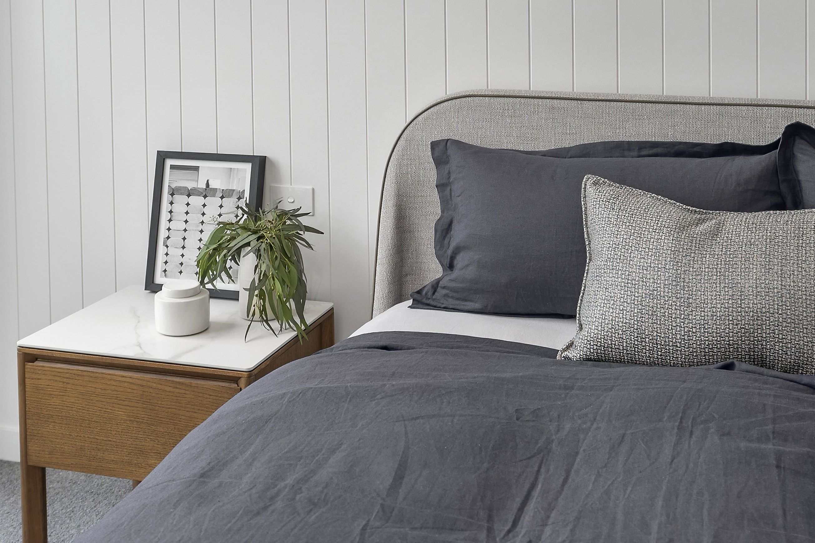 Otway | Bed