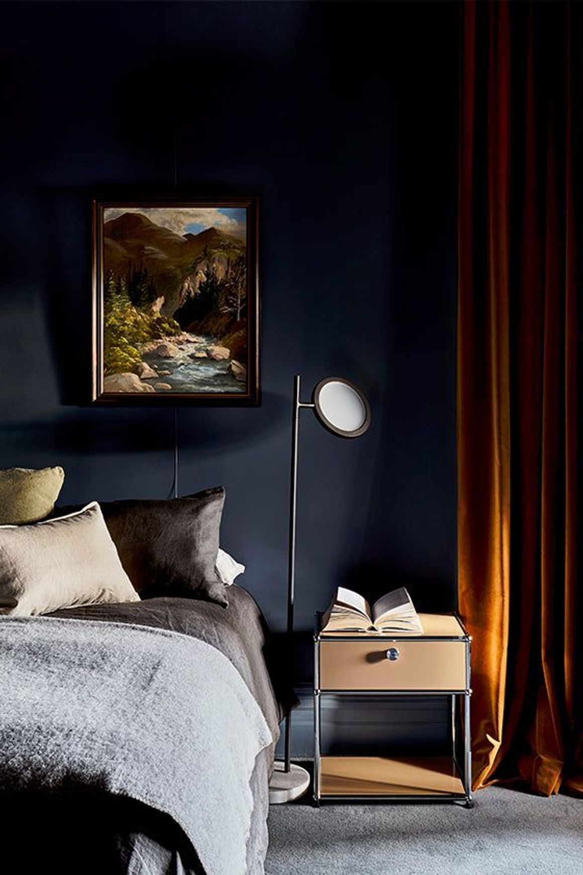 Haller Bedside