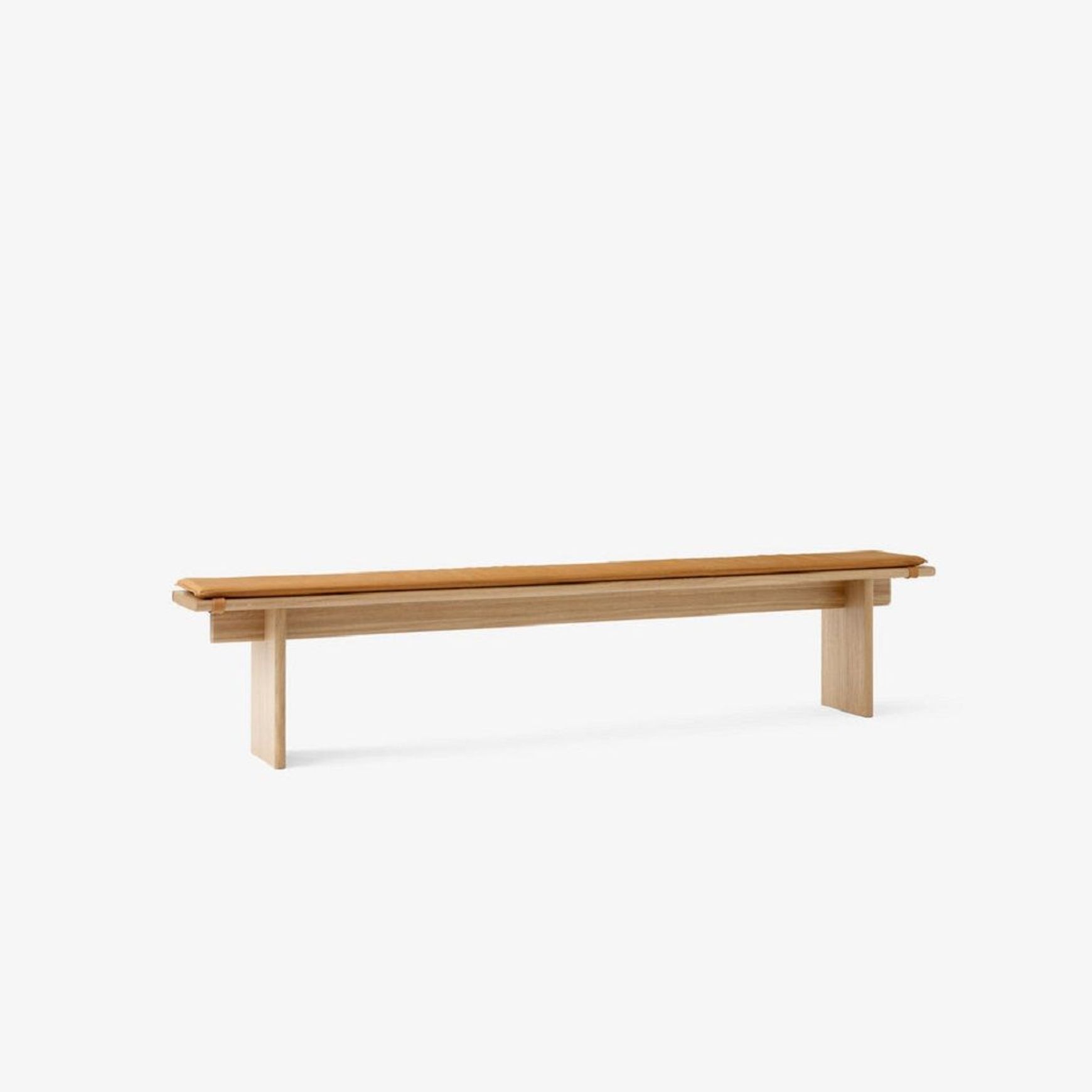 Ita Table & Bench Series