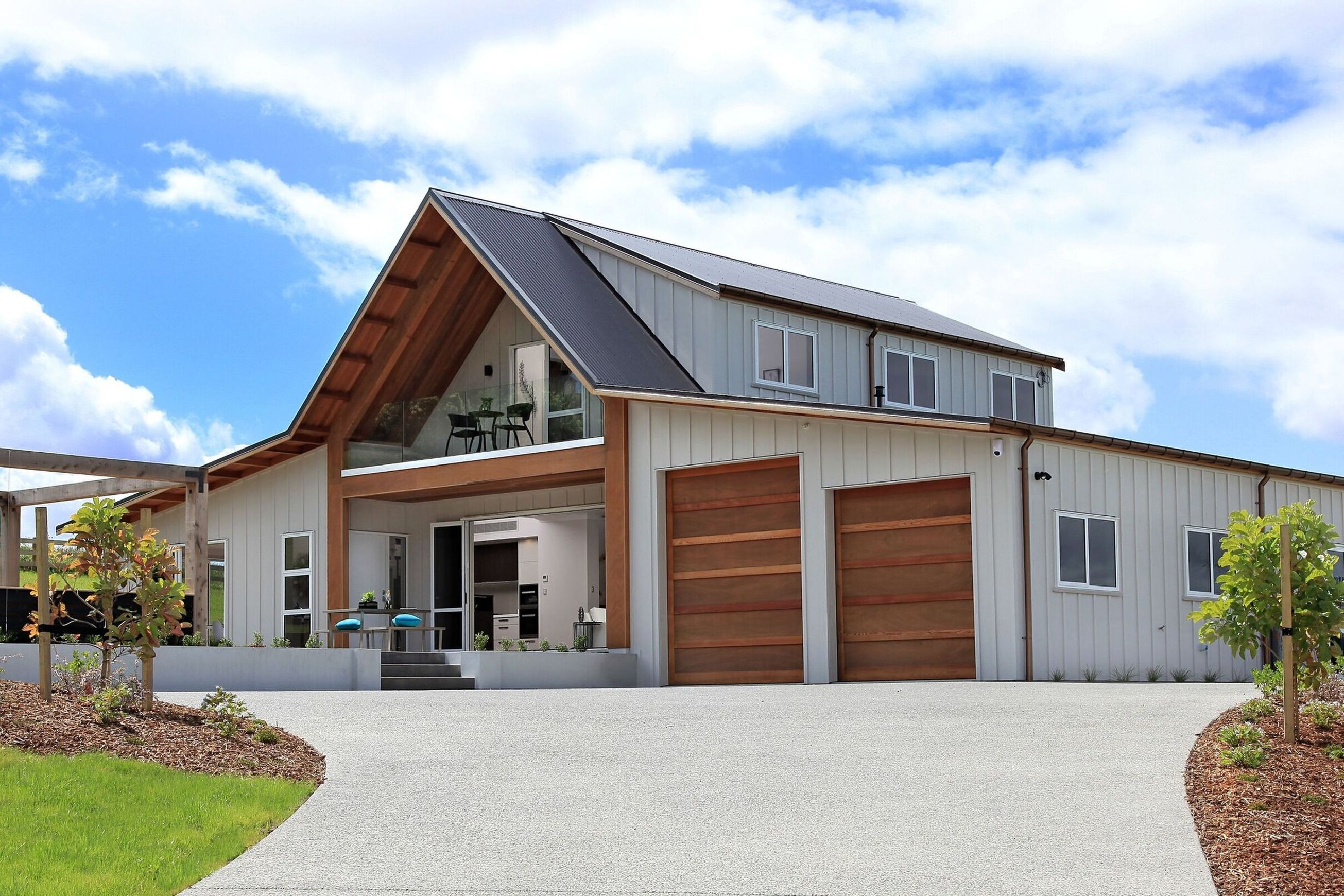 Bandsawn Finger Jointed Pine Weatherboards