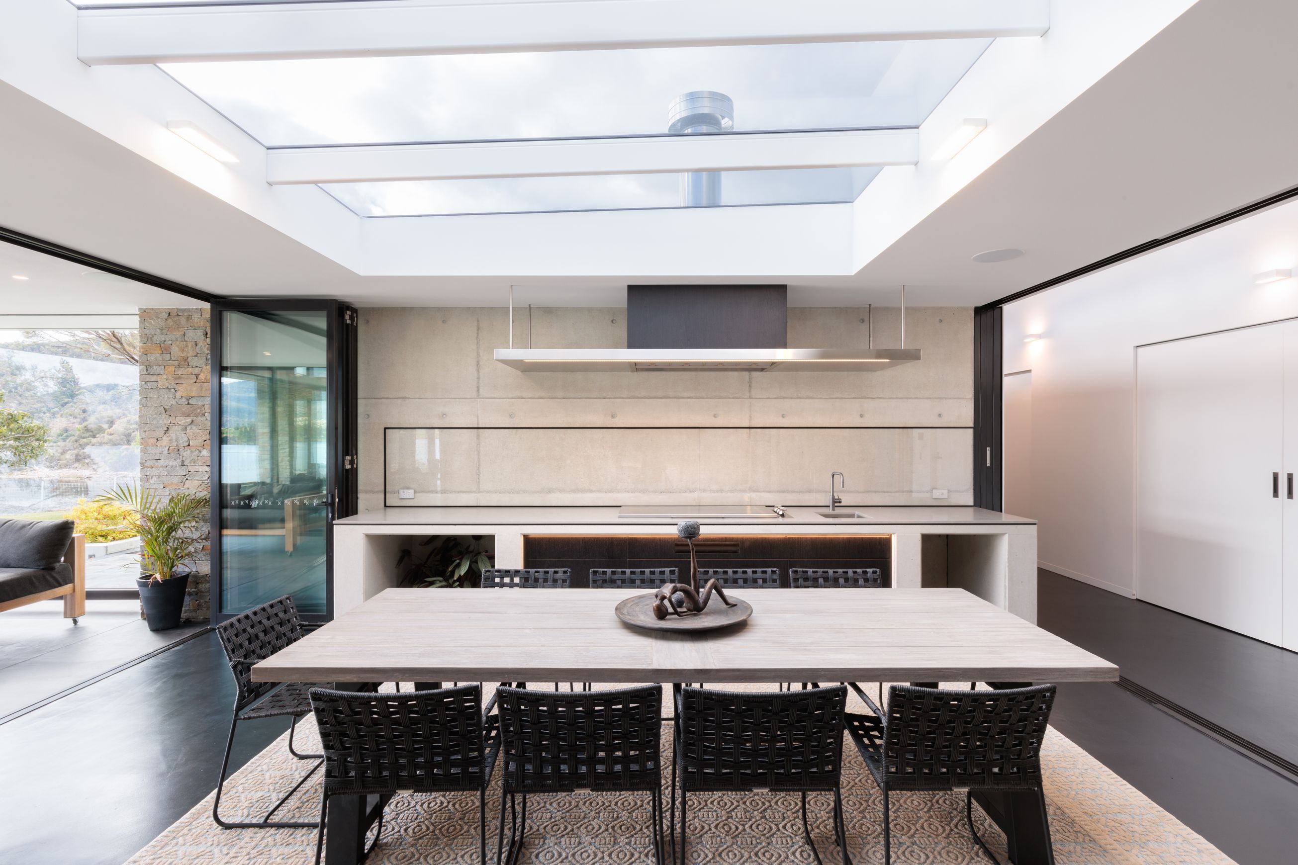 Elevate | Series 411 | Bi-Fold Door (Top Hung)
