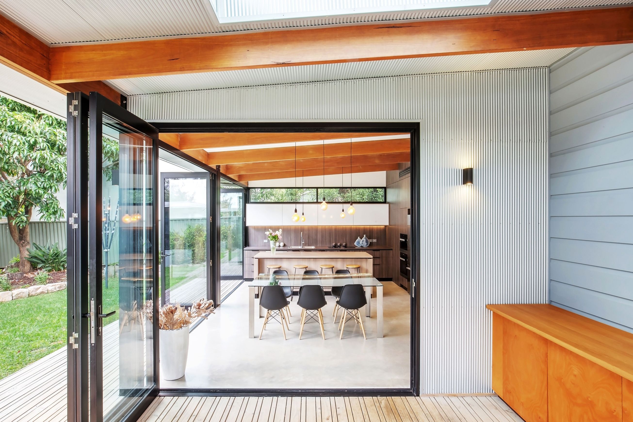 Elevate | Series 411 | Bi-Fold Door (Top Hung)
