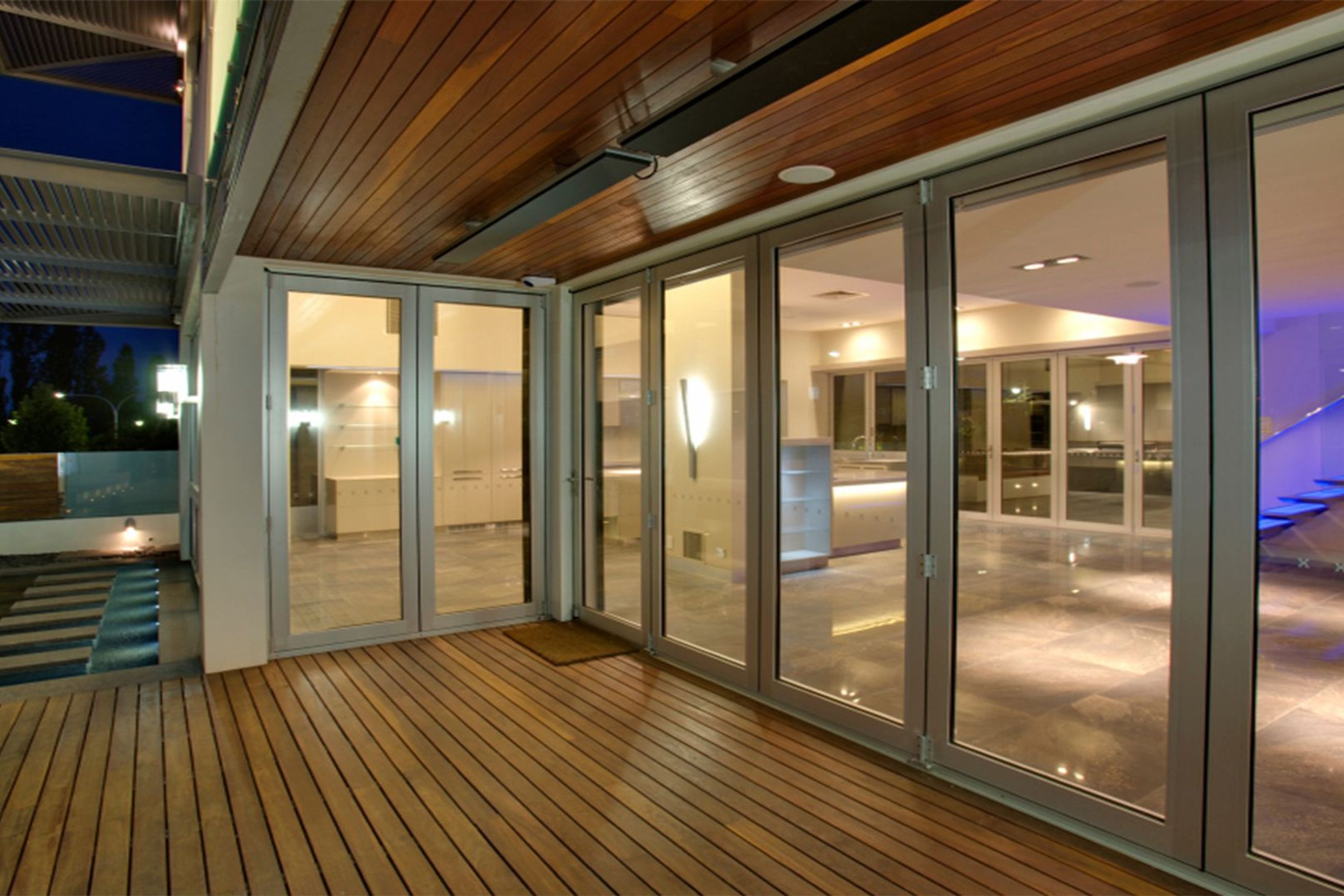 Vantage | Series 730 |Thermally Broken Bi-fold Door