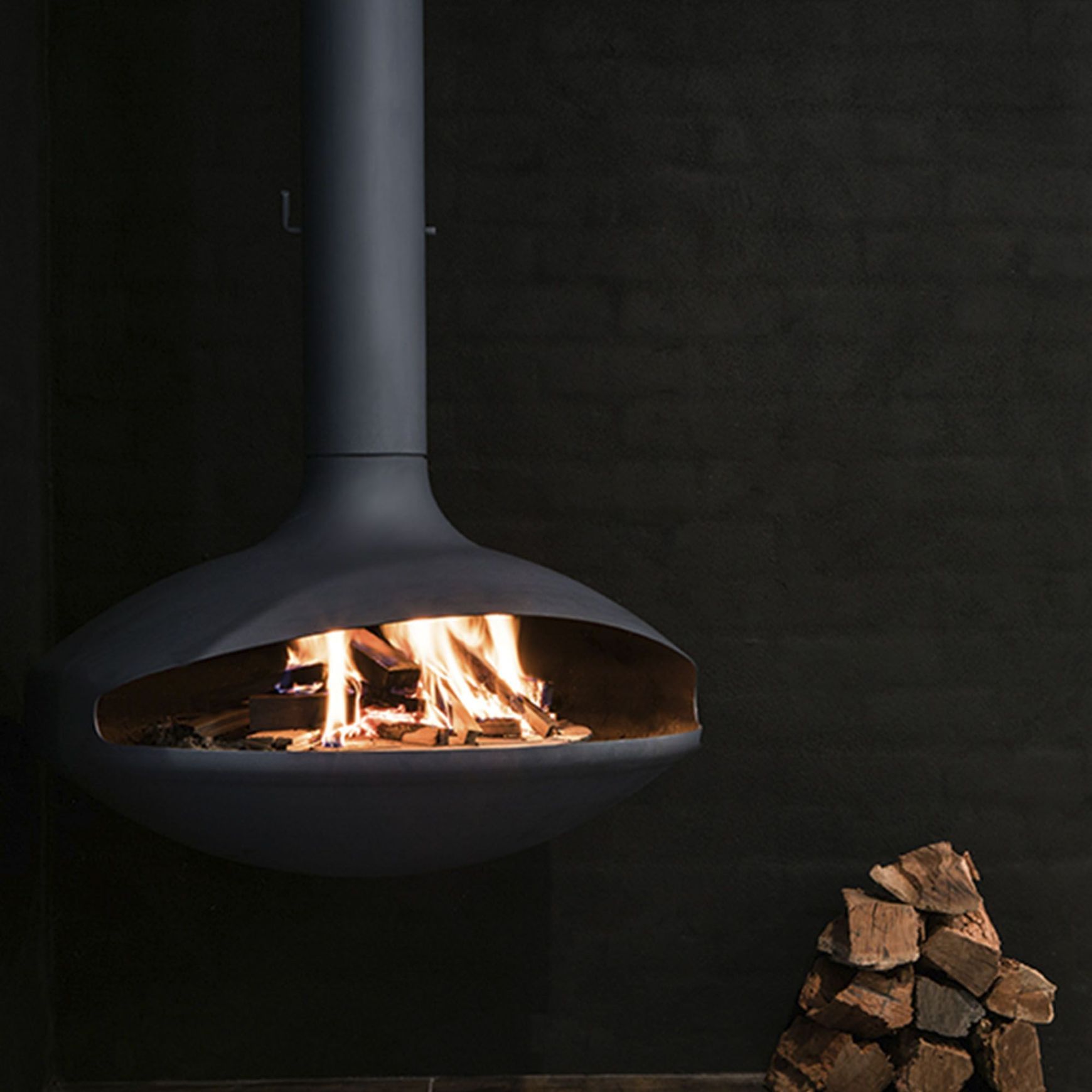 Aurora Aether Suspended Fireplace