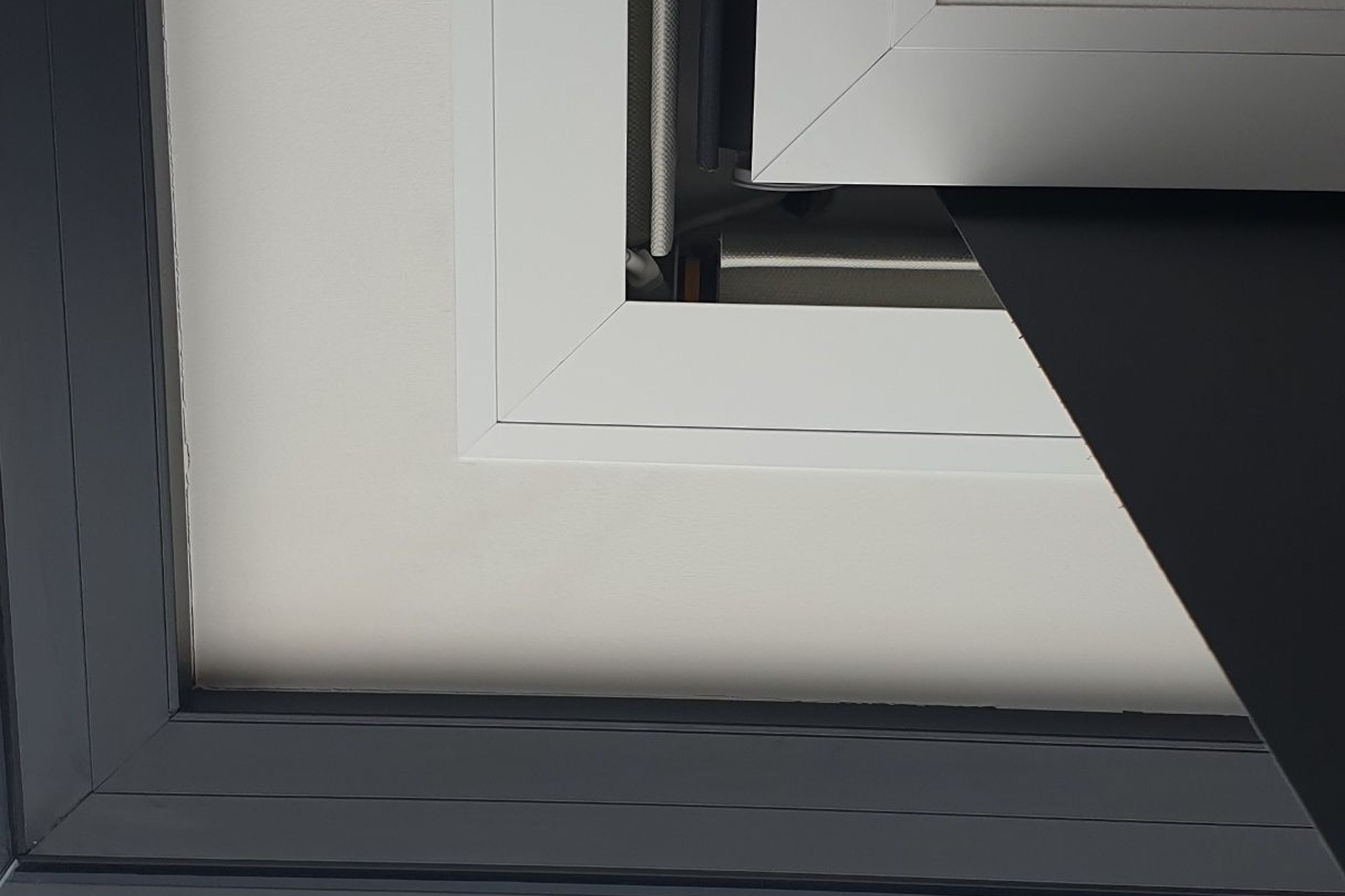 Vanda Recessed FlushBox