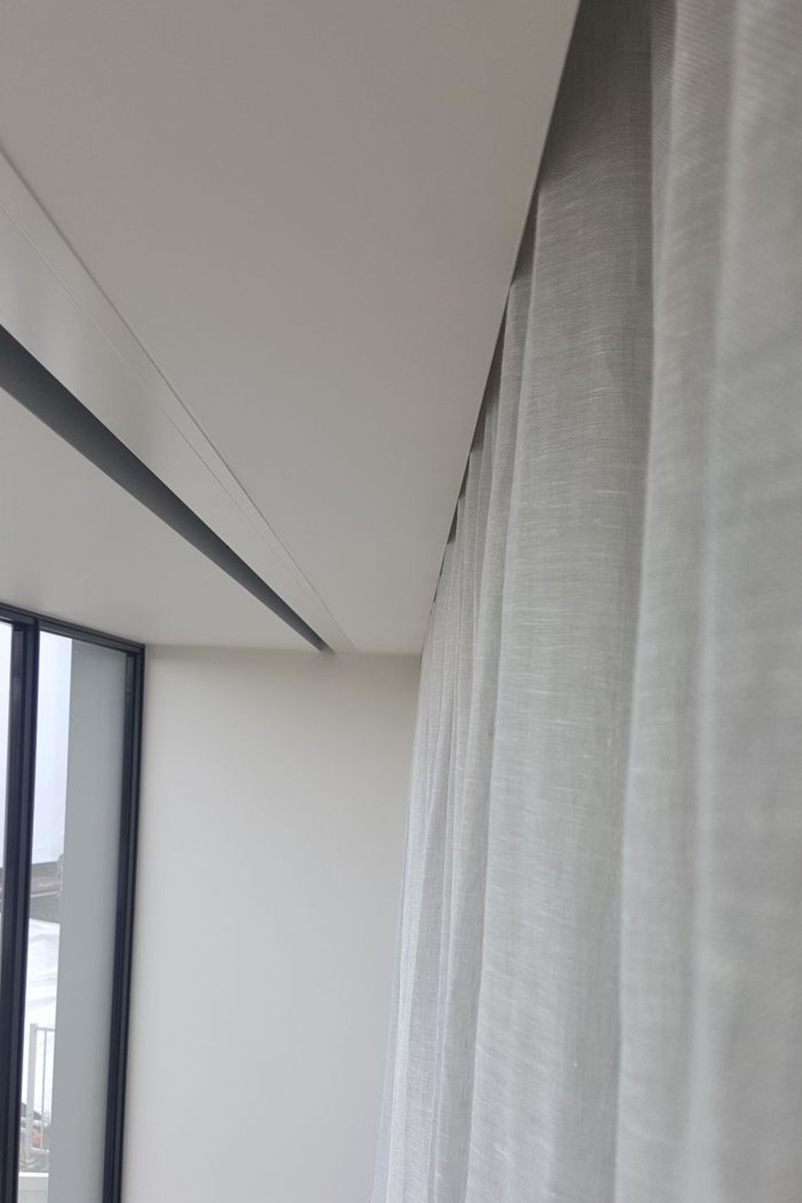 Vanda Recessed FlushBox