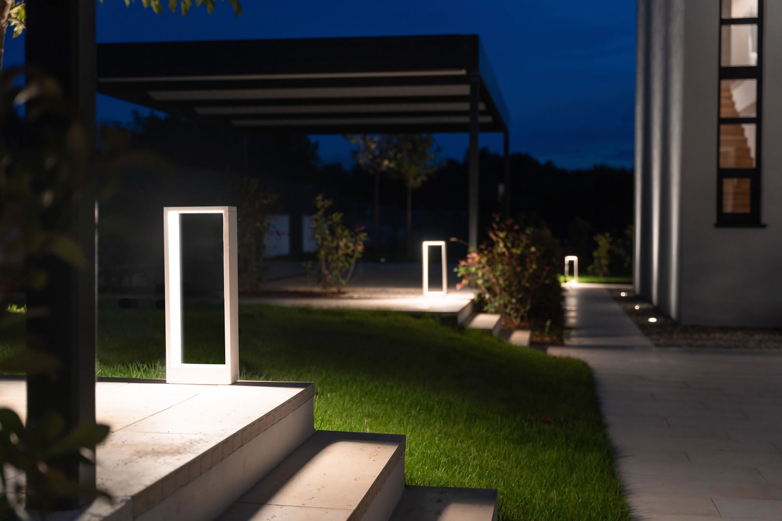 Cool Square Bollard Light