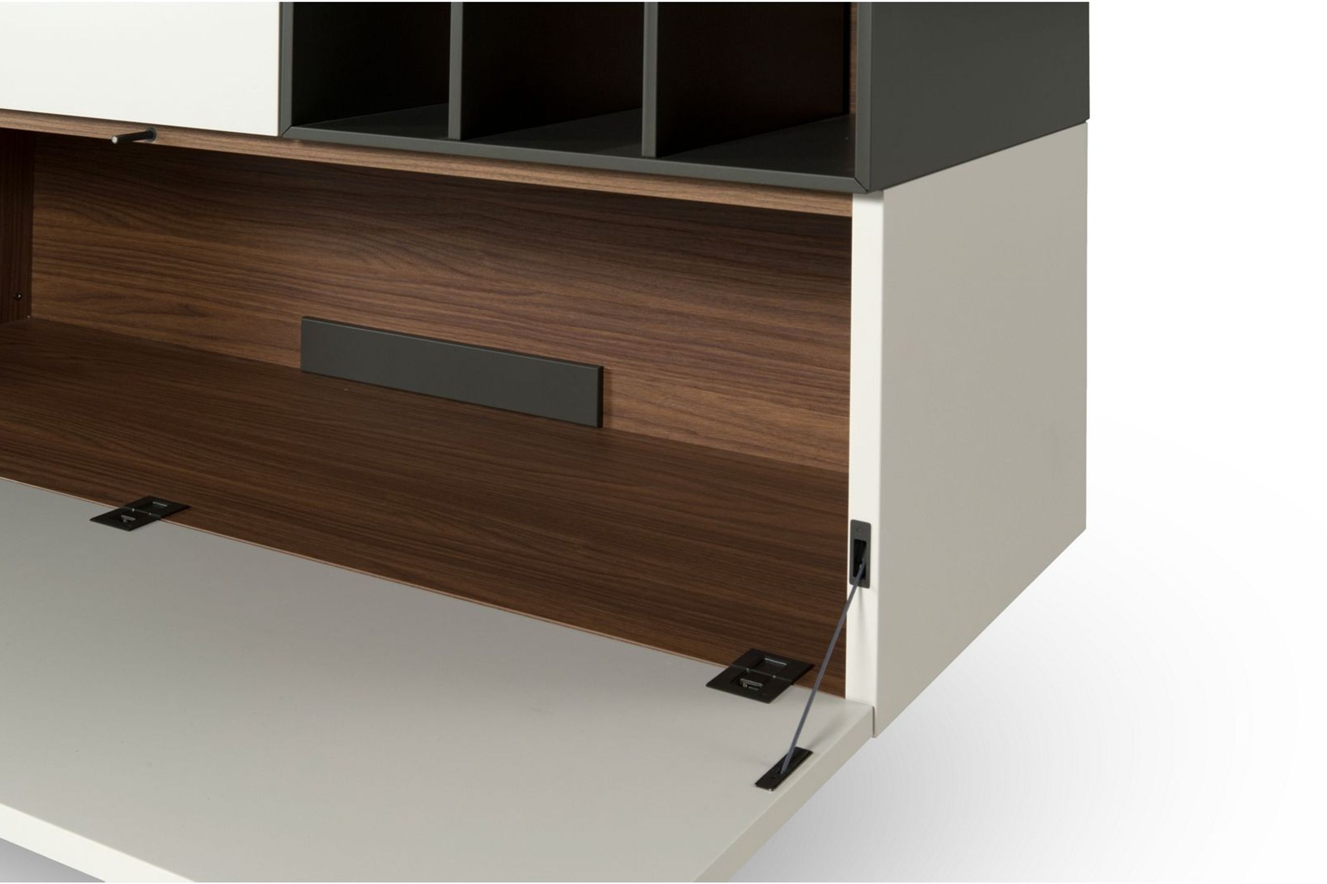 Wallover Compo 2023-10 D Full Lighting
