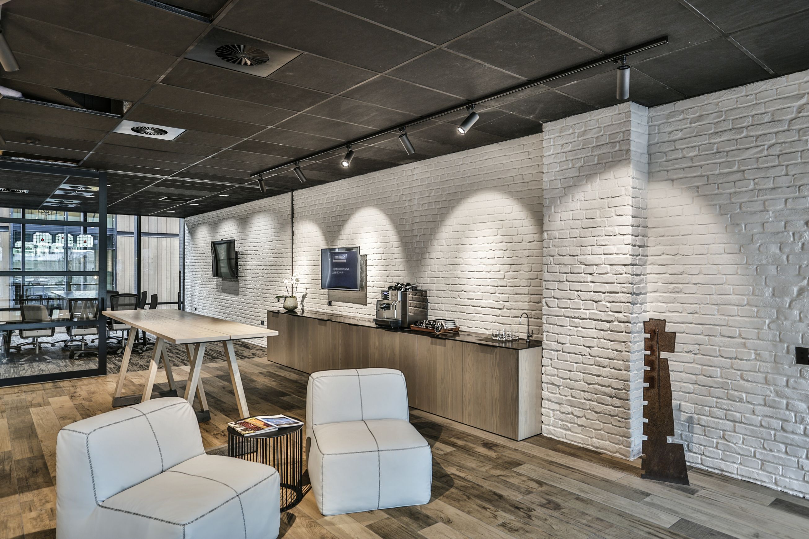 Loft Brick Wall Panels by Muros | White Brick Tiles