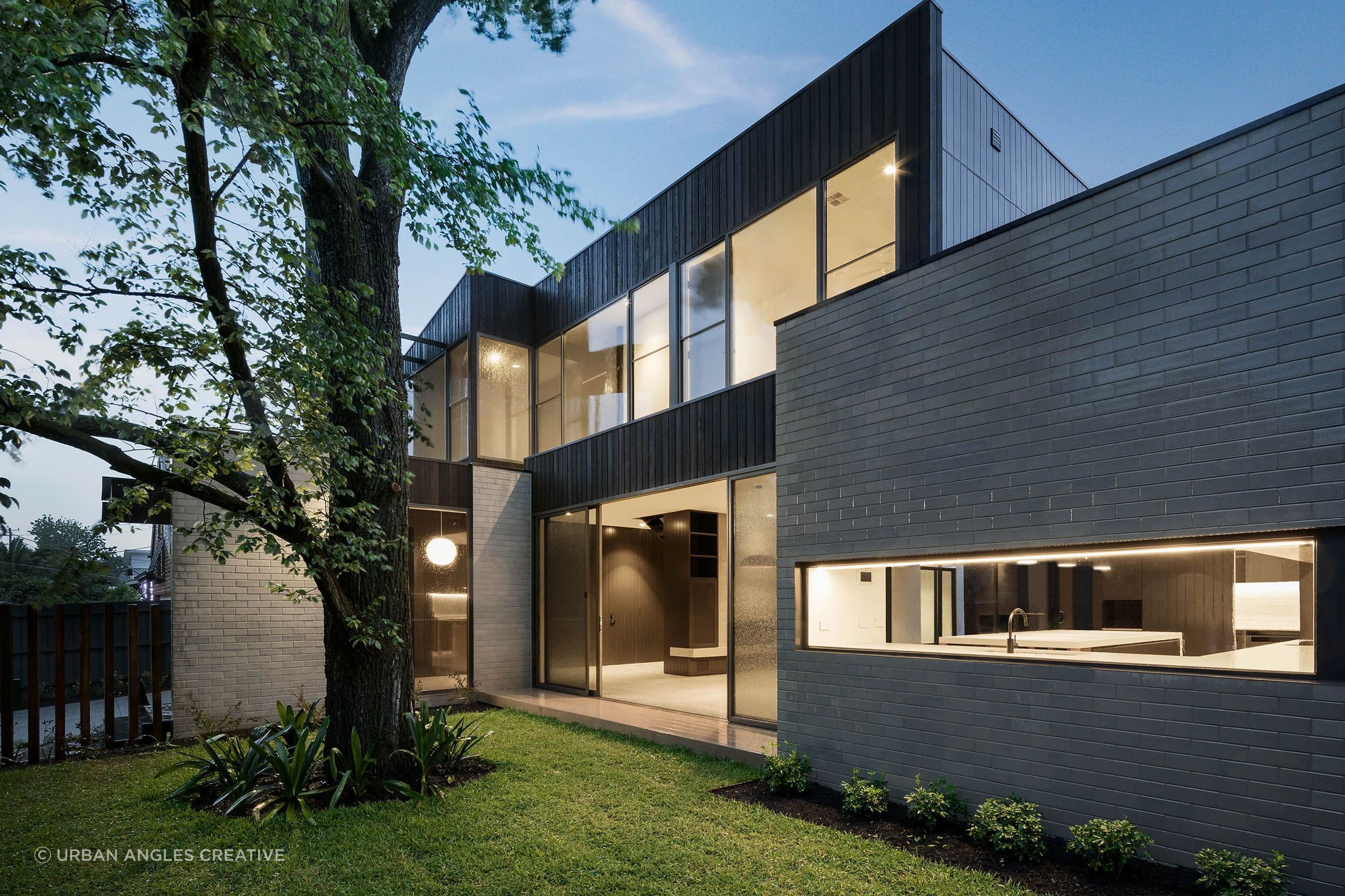 Smooth Pressed Brick Tiles