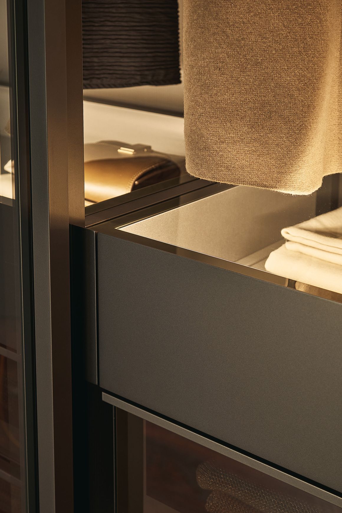 Lexington Walk-in Closet