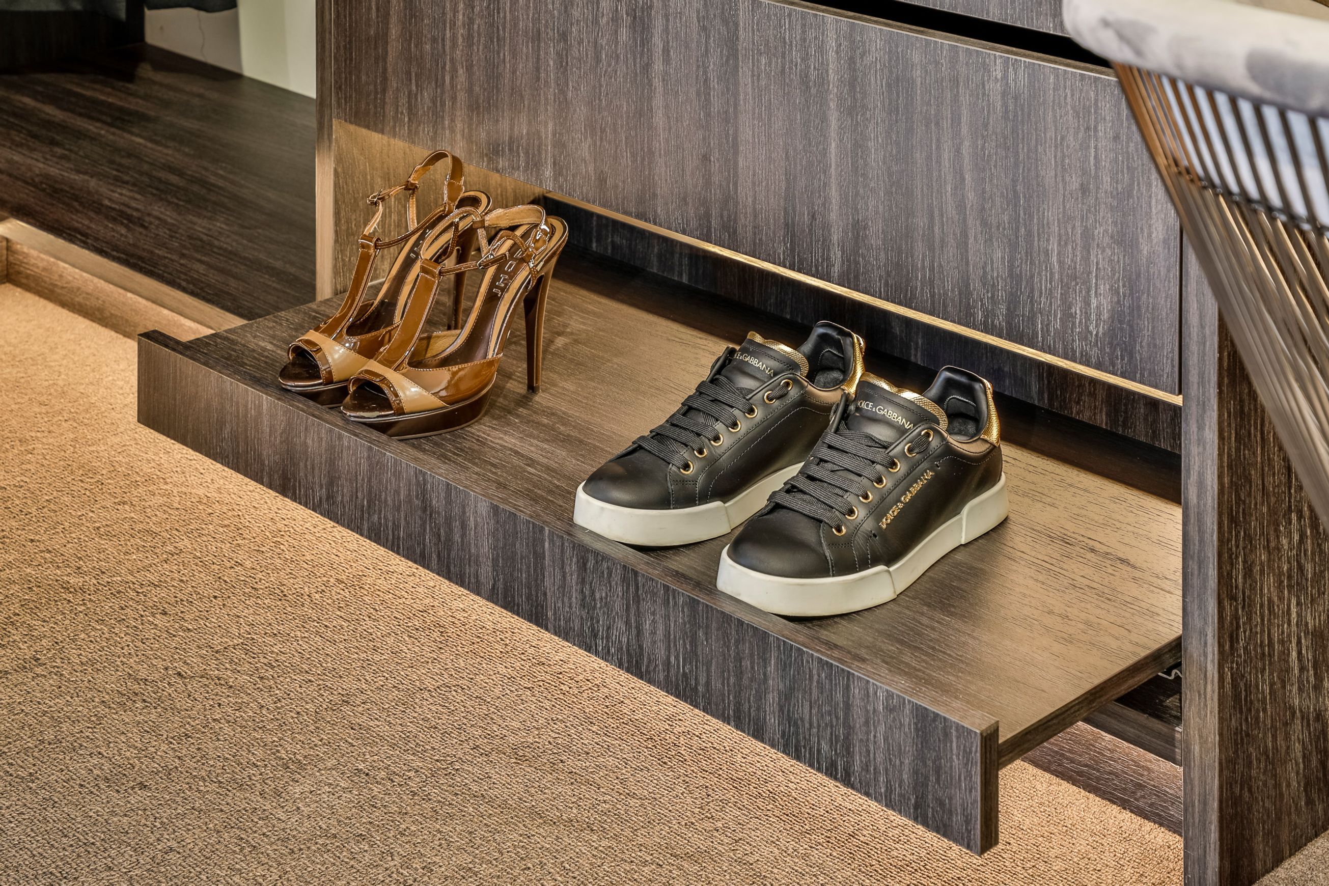 Custom Built In Wardrobe Systems