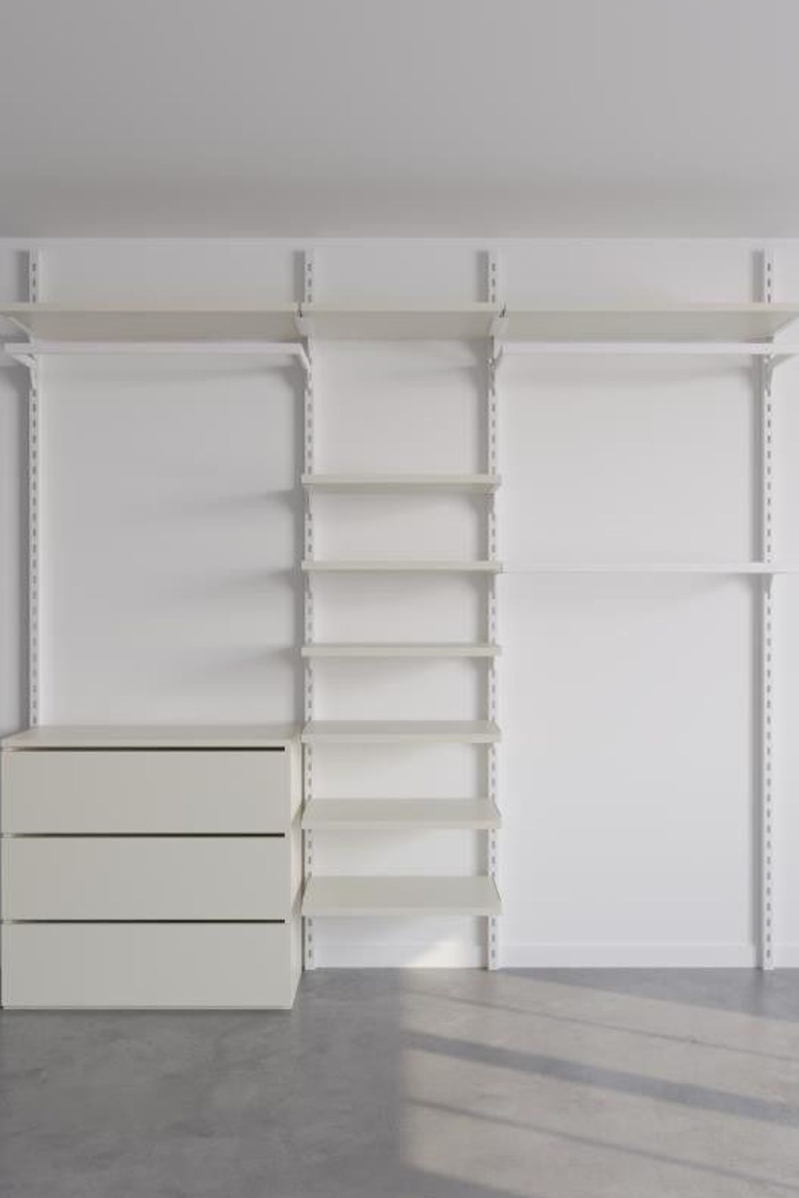 The Chunky Loafers | Wall Fixed Wardrobe