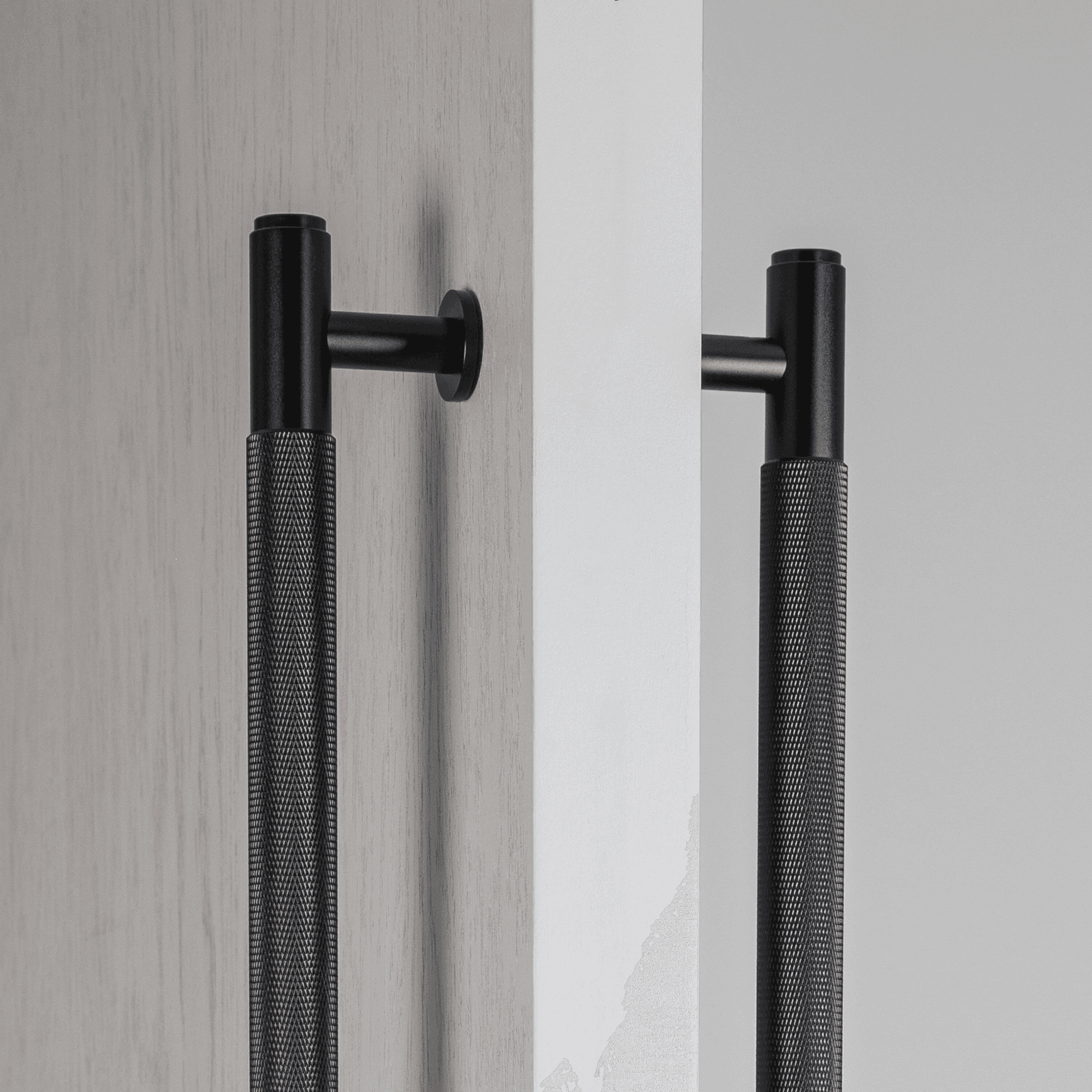 Buster & Punch / Cross / Closet Bar / Double - Sided