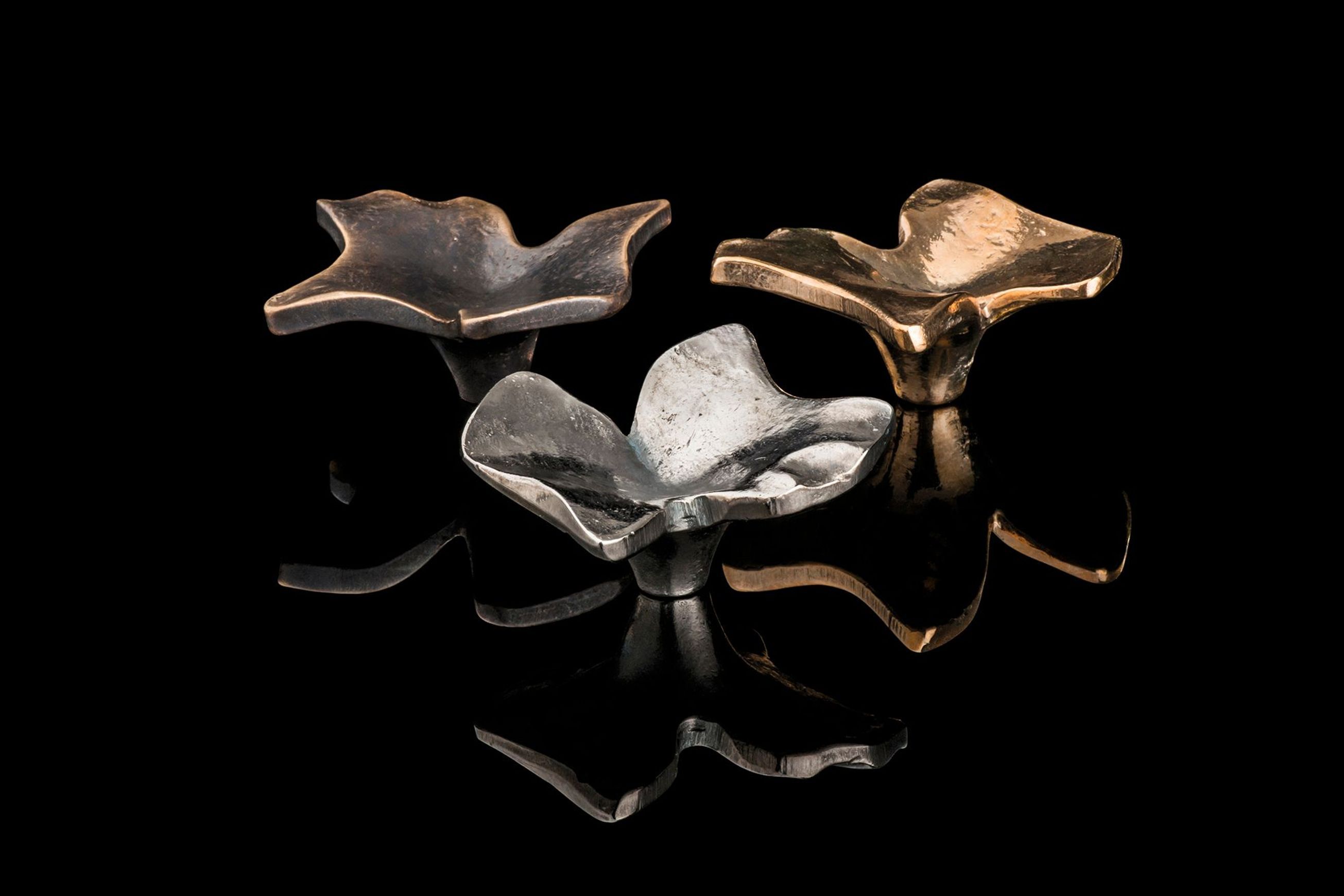 Joseph Giles Organo Bronze Cabinet Hardware