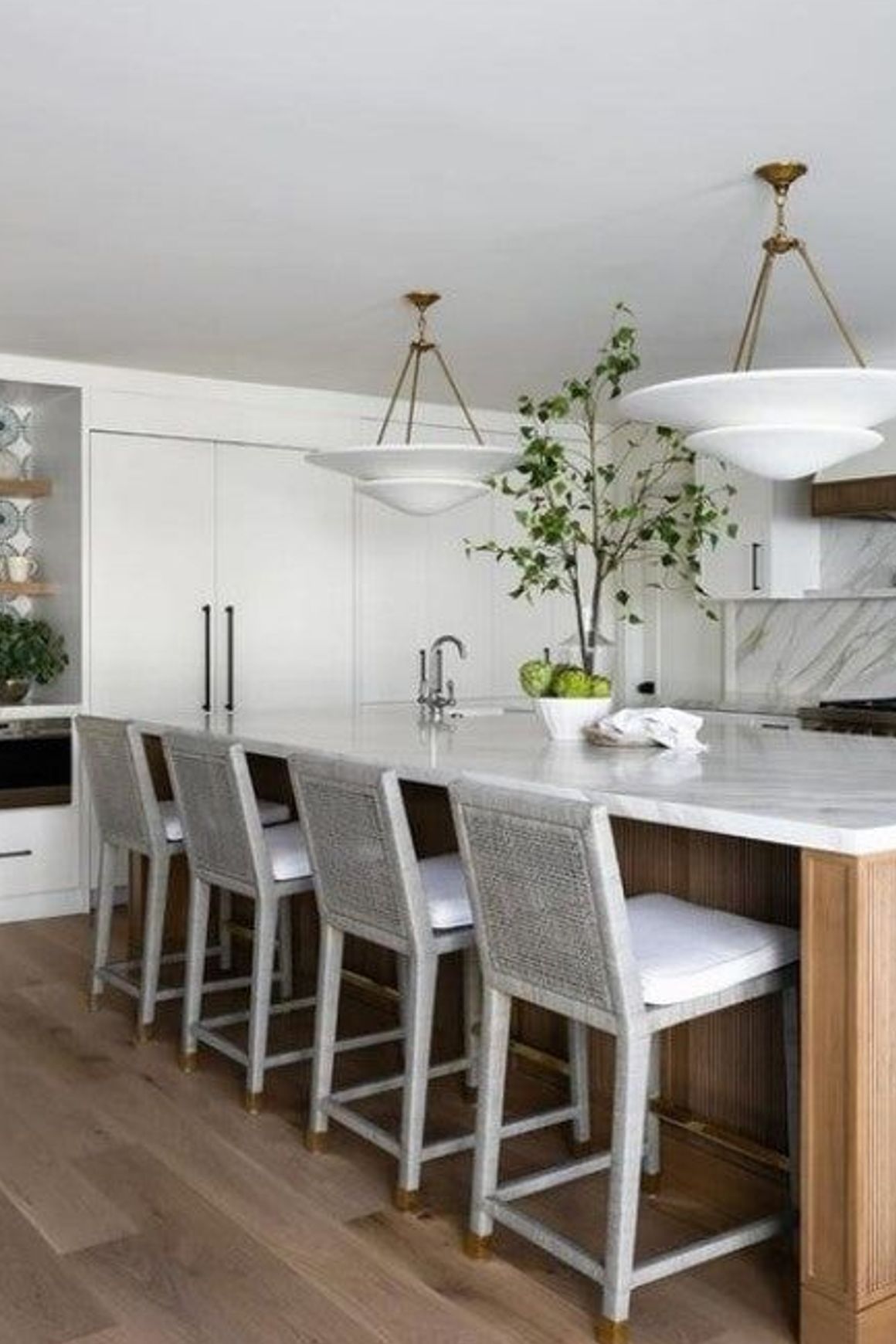 AERIN Mollino Large Tiered Chandelier