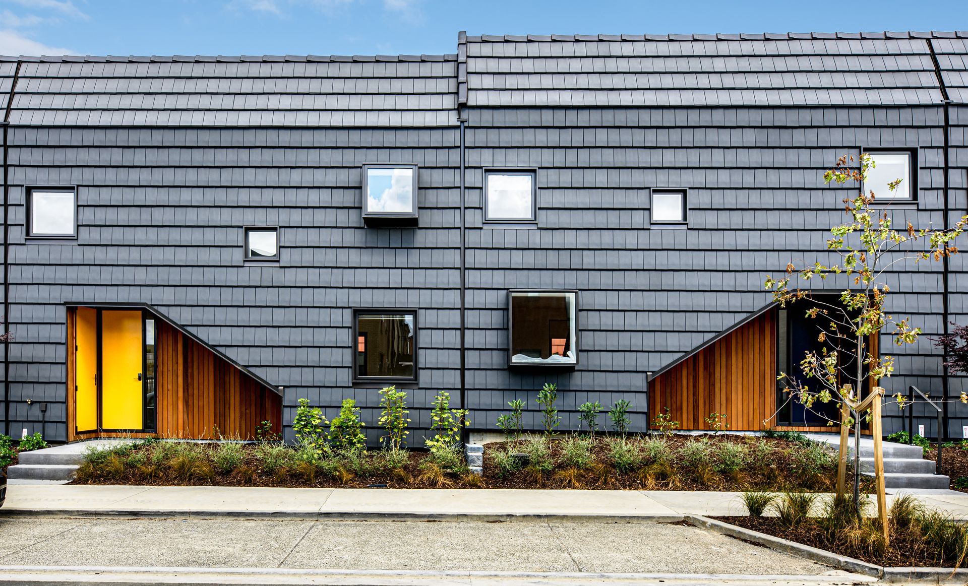Urban Shingle Terracotta Tiles