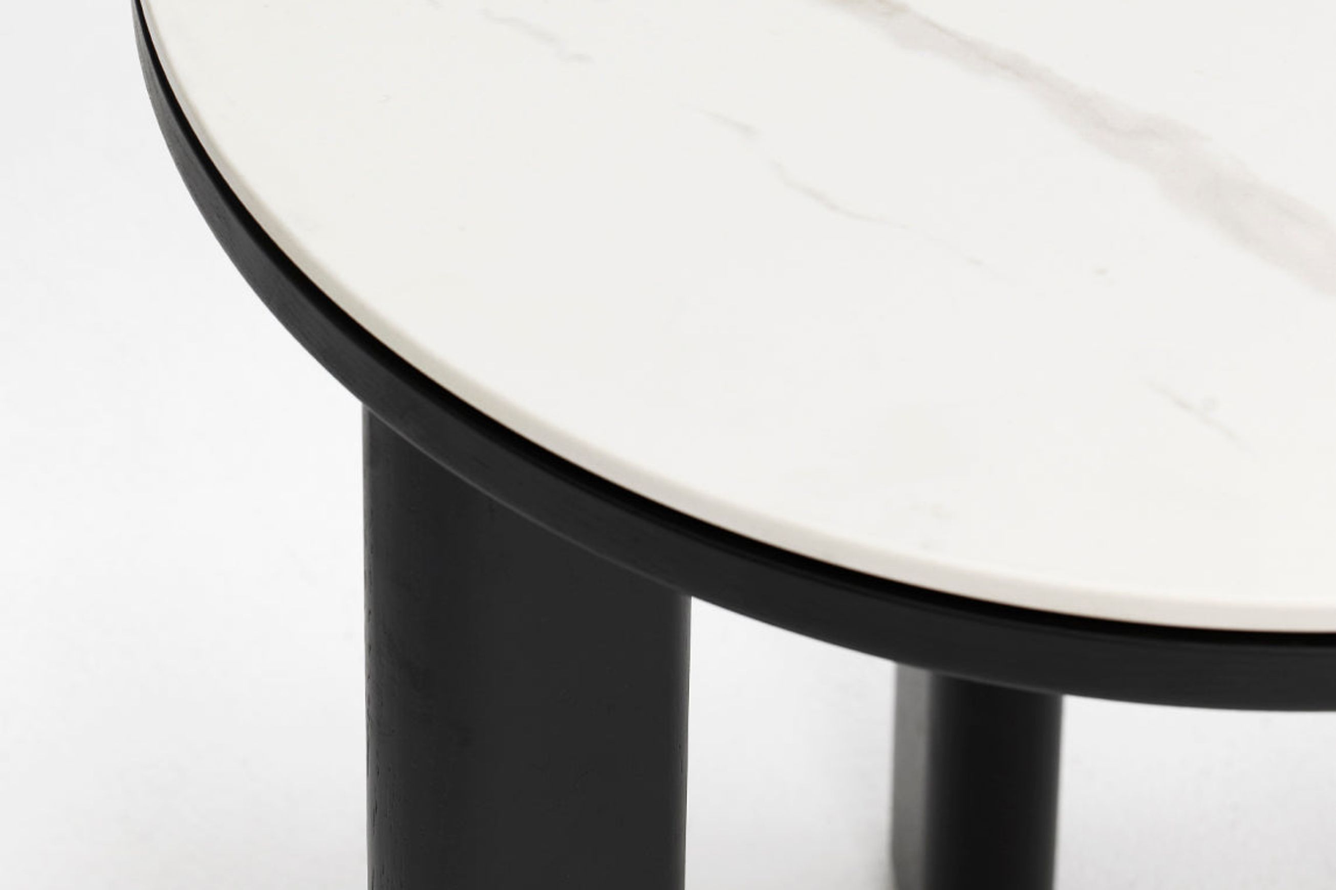 Otway | Round Coffee Tables Porcelain