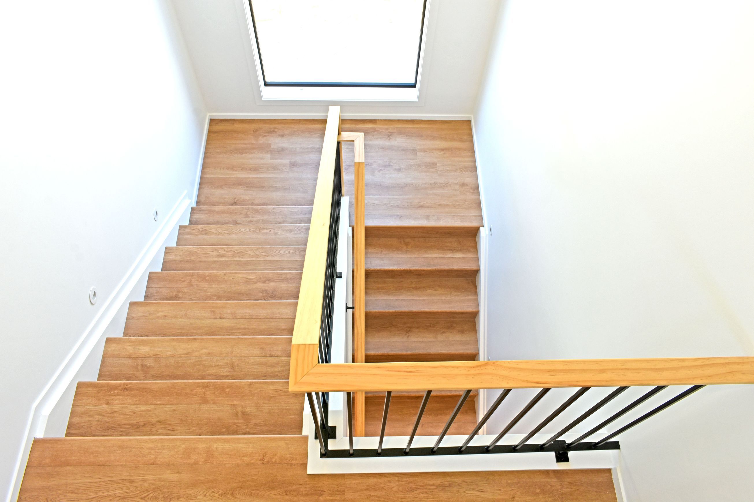 BiForm PREMIUM SPC RIGID INDOOR FLOORING