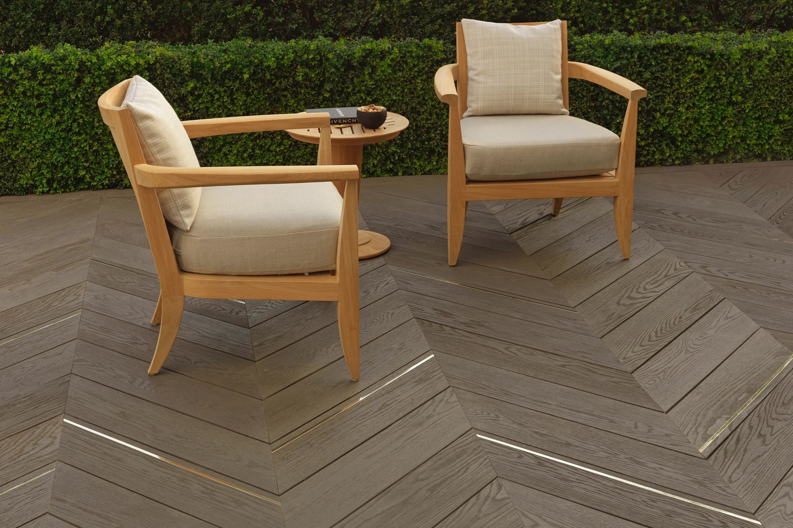 Millboard Ebony Grey | Enhanced Grain Decking