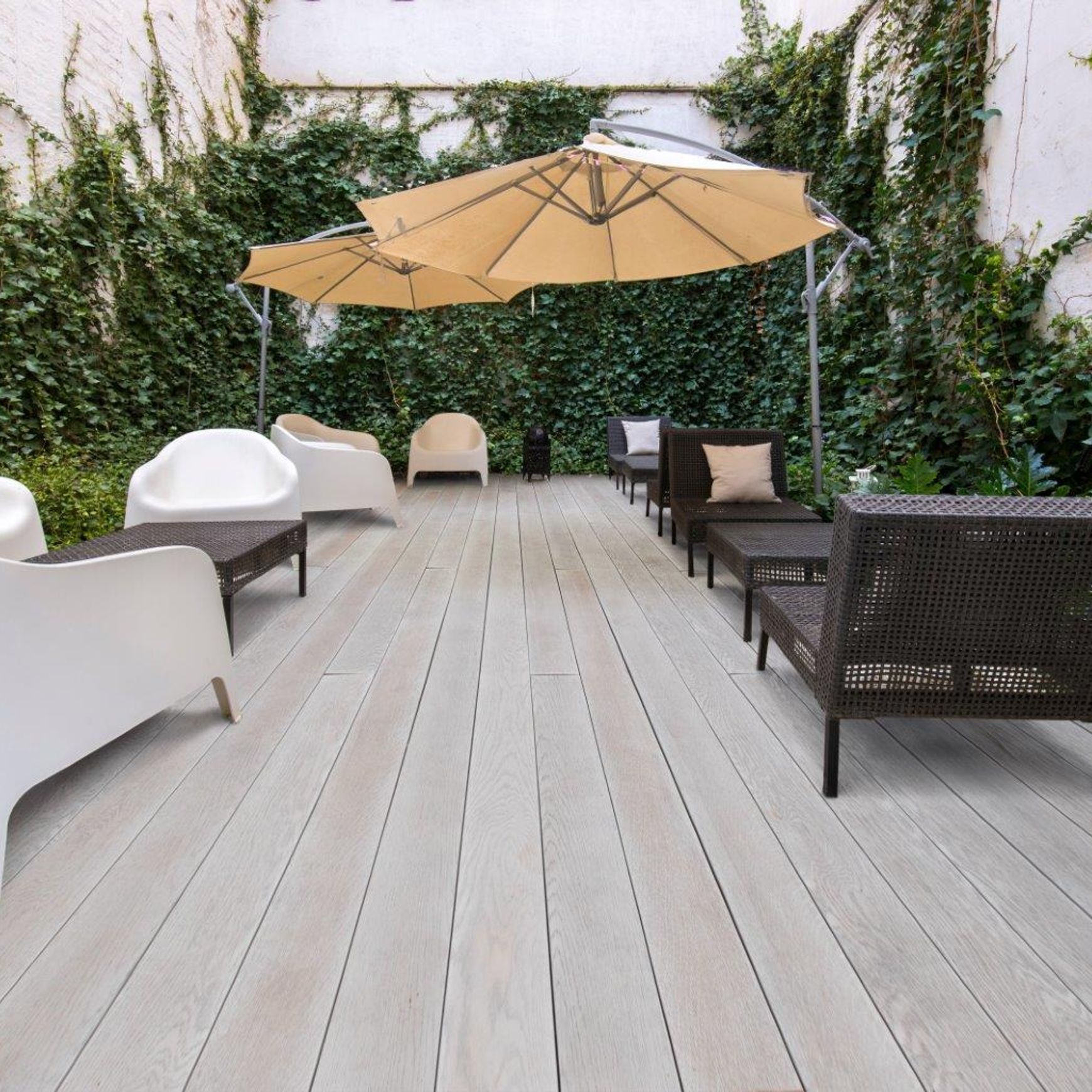 Millboard Smoked Oak | Enhanced Grain Decking