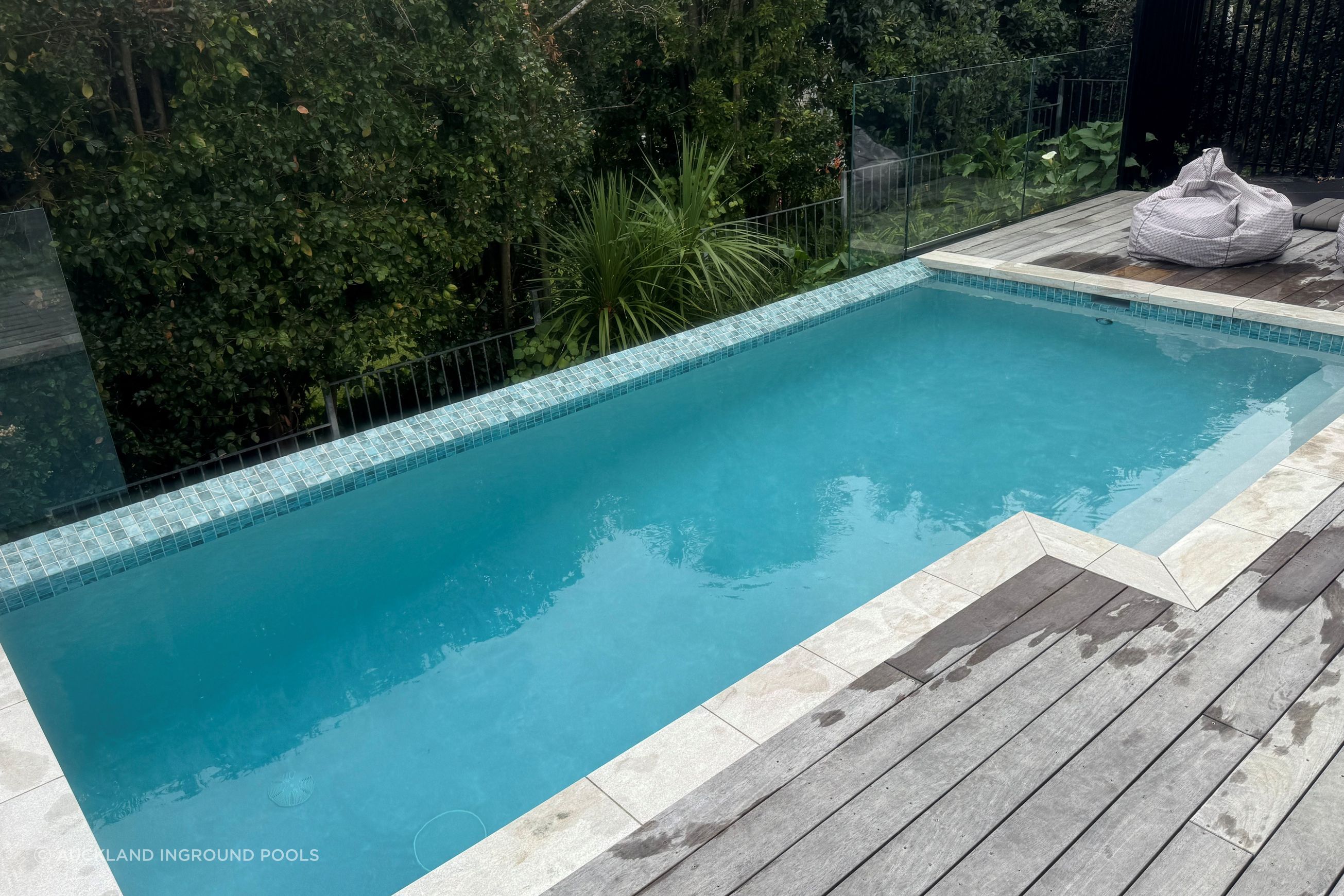 Jewels for Pools Ultra - Pool Plaster